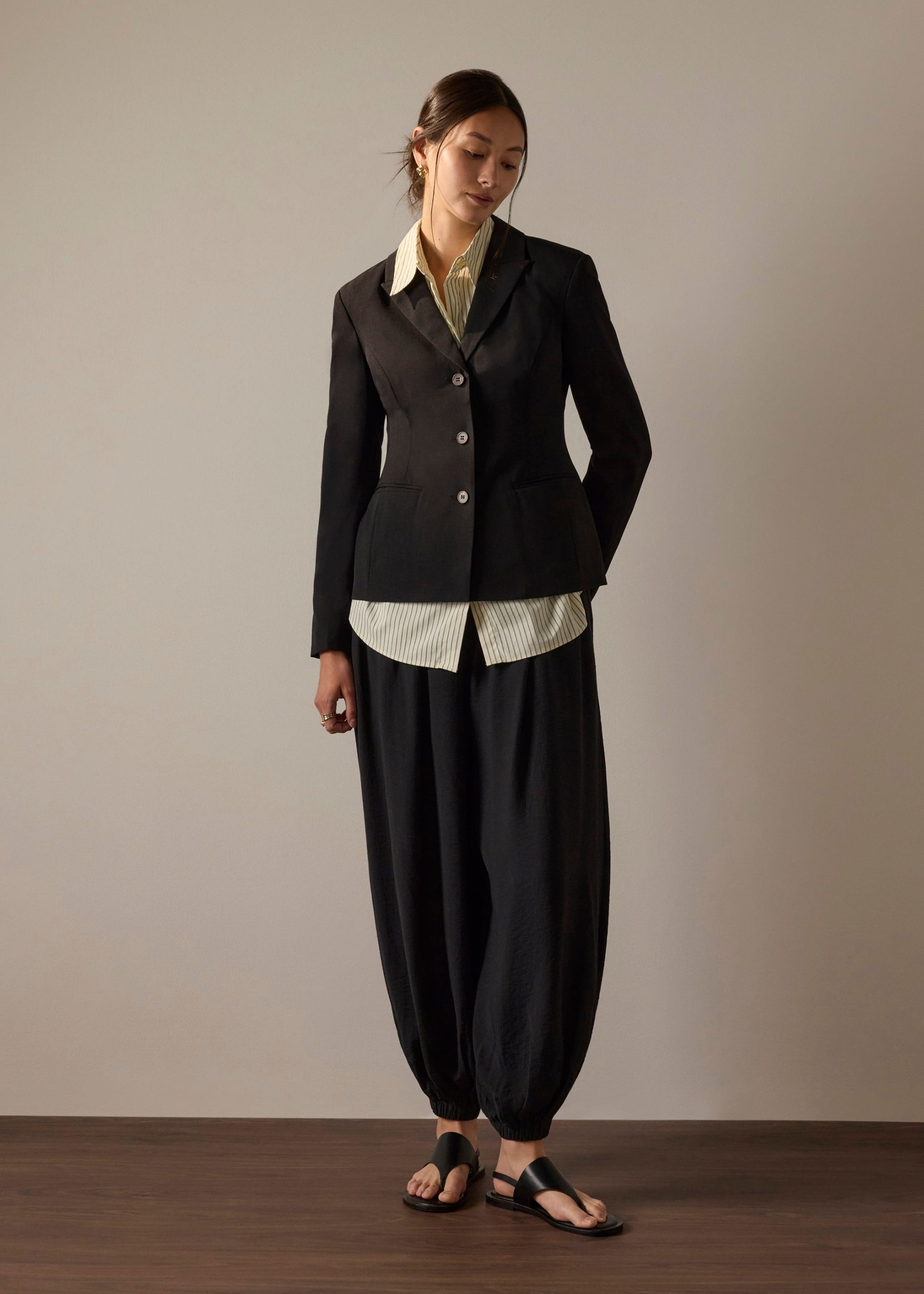 Cuffed Hem Cocoon Pants - Image 10