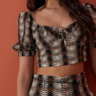 Puff Sleeve Crop Top in Oasis Flow