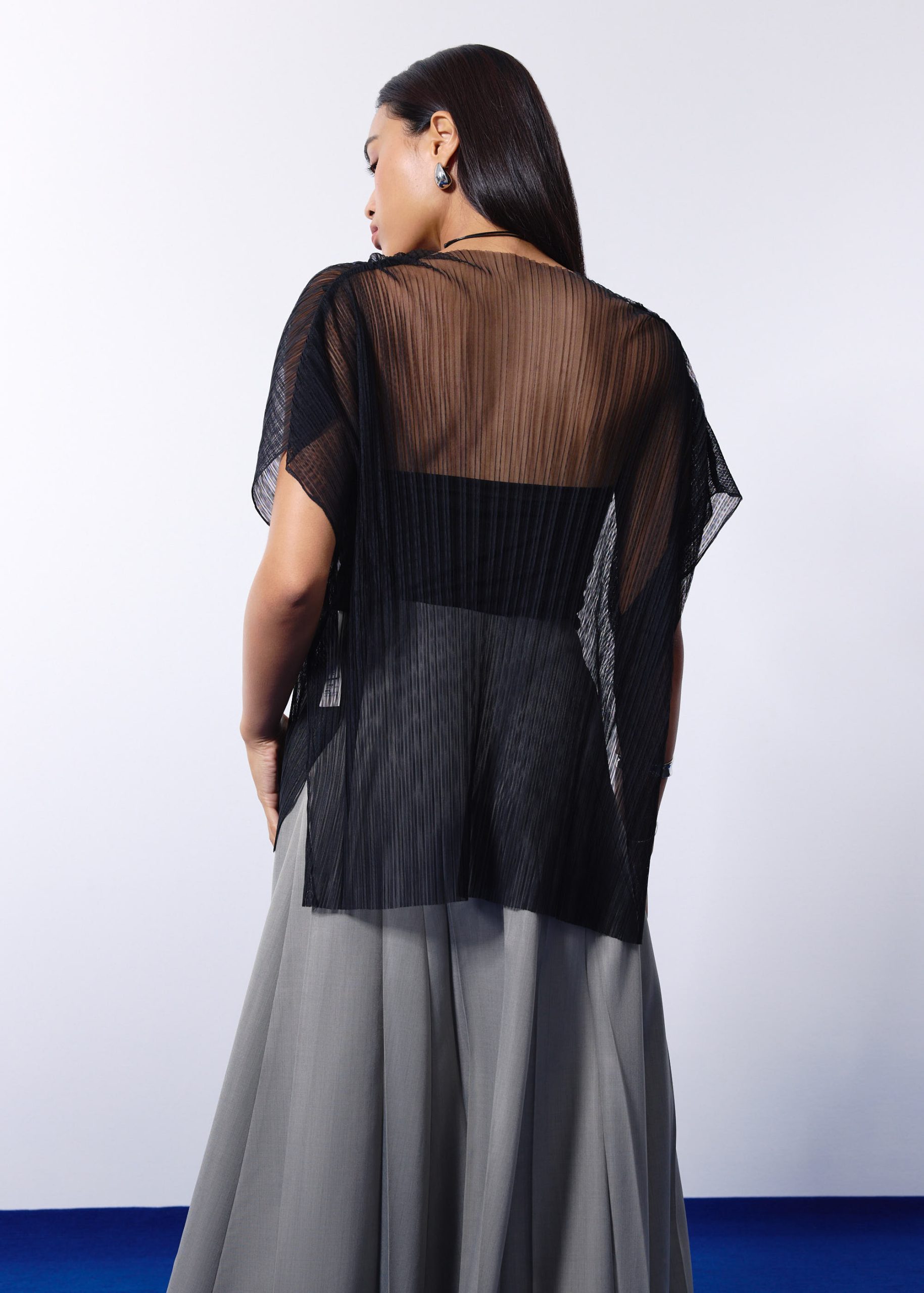 Relaxed Sheer Tulle Mock Neck Tunic Top - Image 5