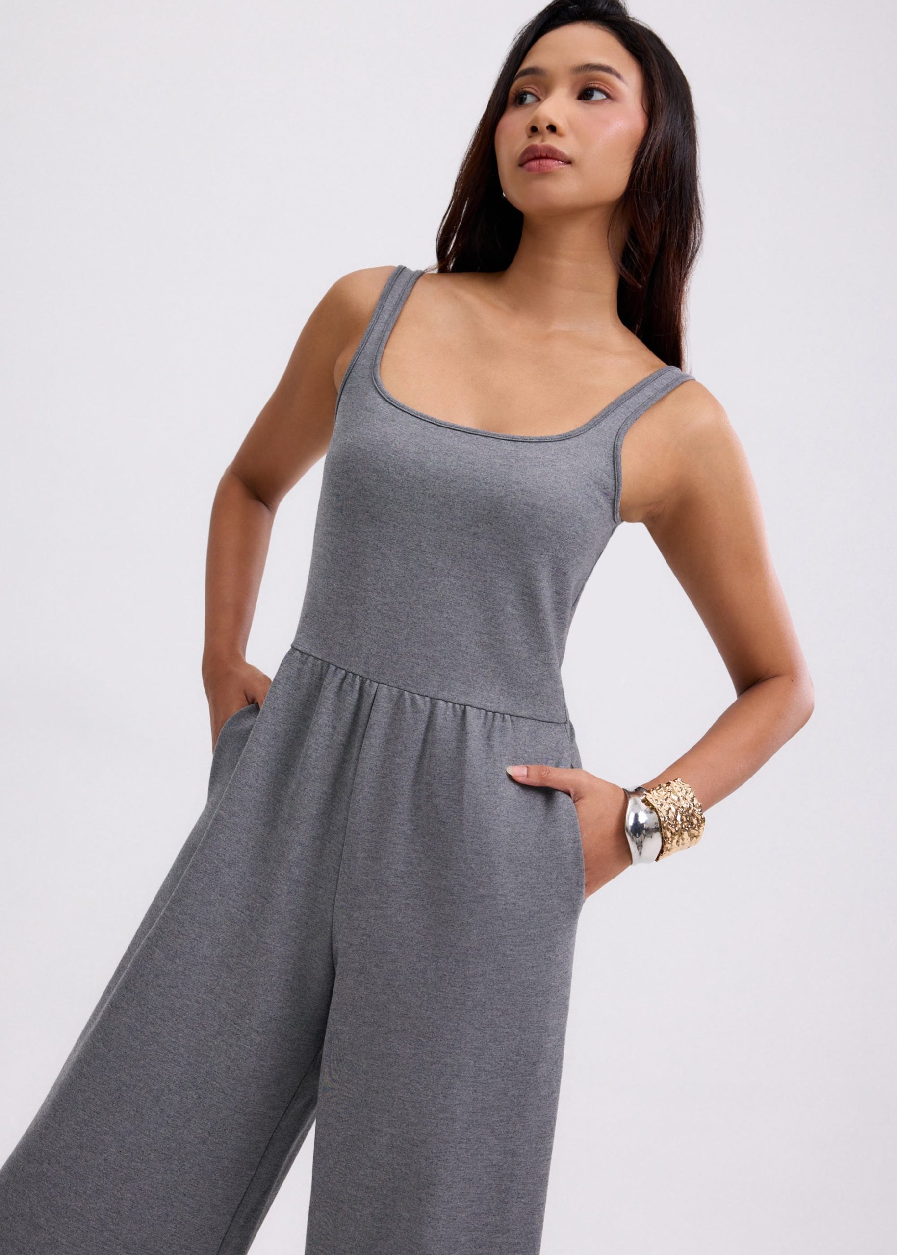 Leggy??Elastic Jersey Square Neck Jumpsuit