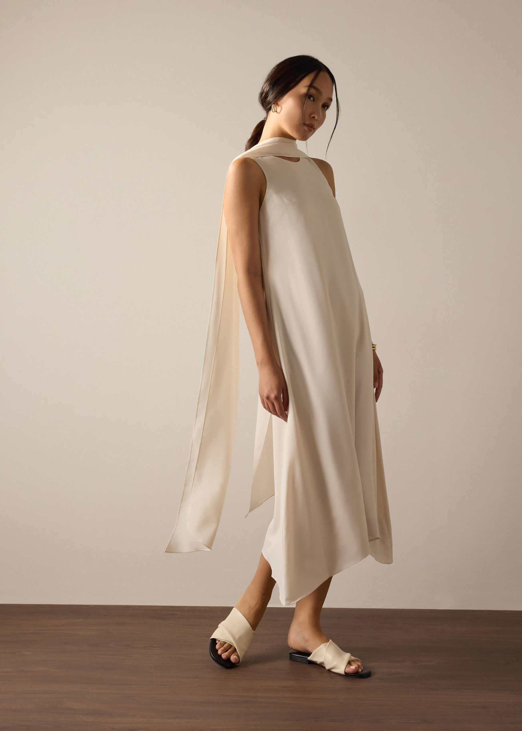Suzanne Multi-way Detachable Shawl Column Midaxi Dress - Image 18