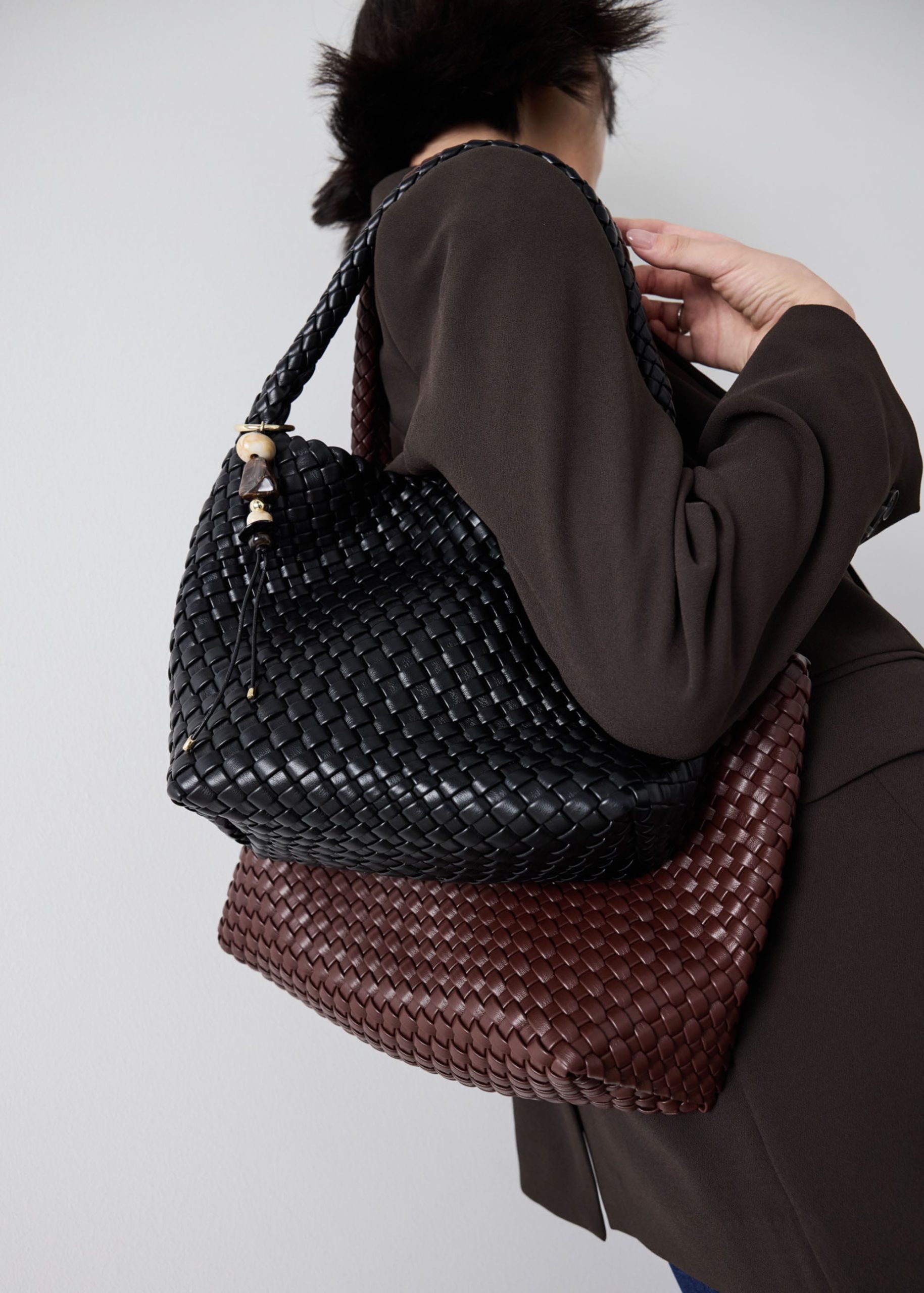 Woven Vegan Leather Hobo Bag - Image 4