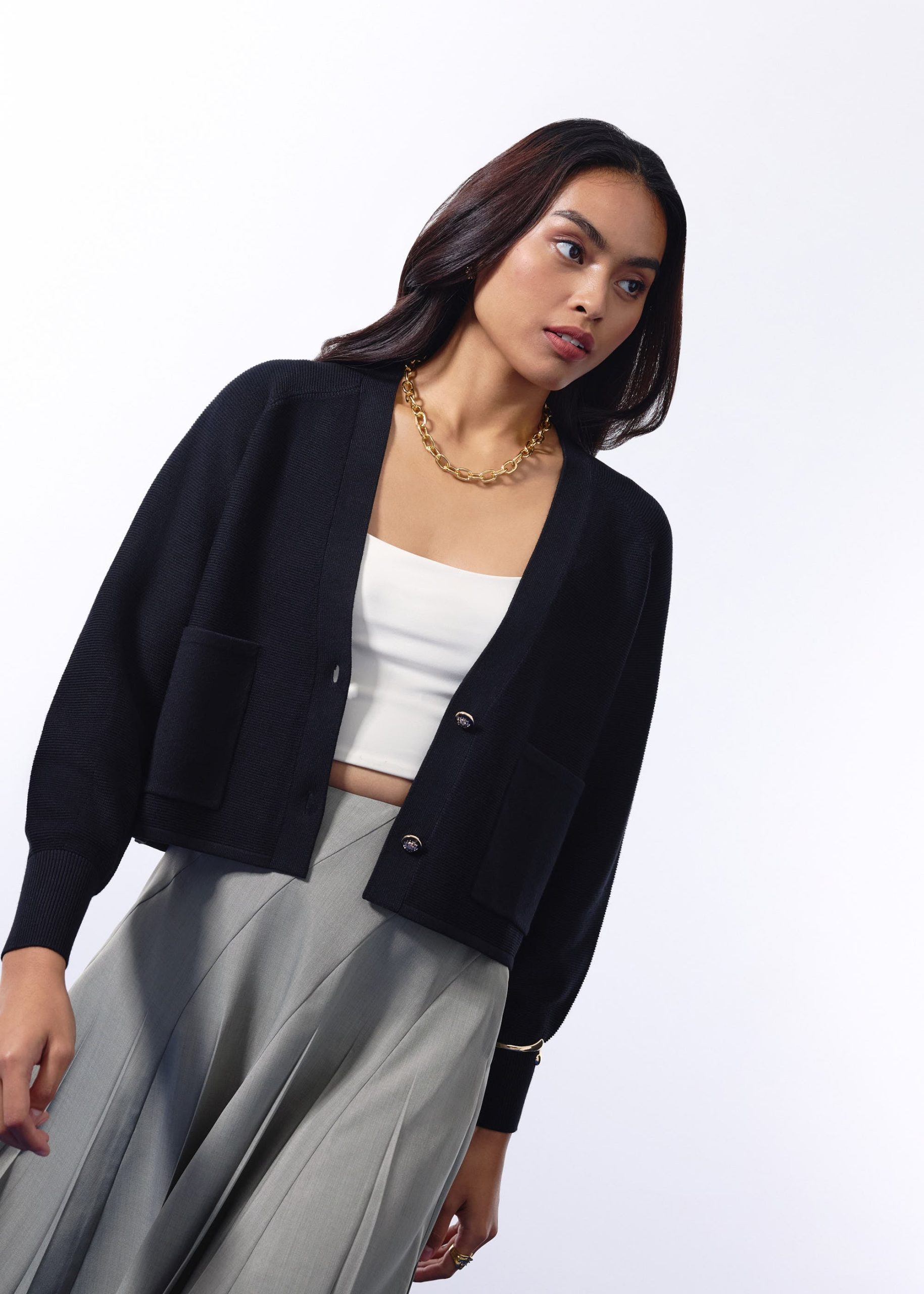Priya Relaxed Classic Knit V-neck Cardigan - Image 3