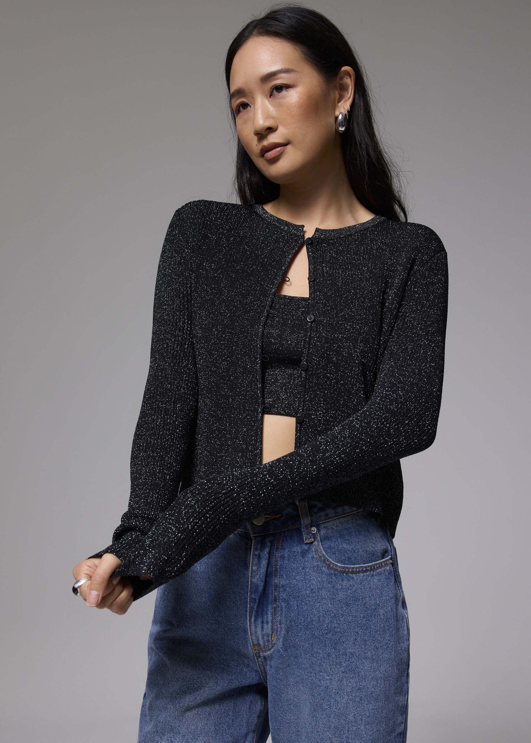 Crop Round Neck Knit Cardigan - Image 3