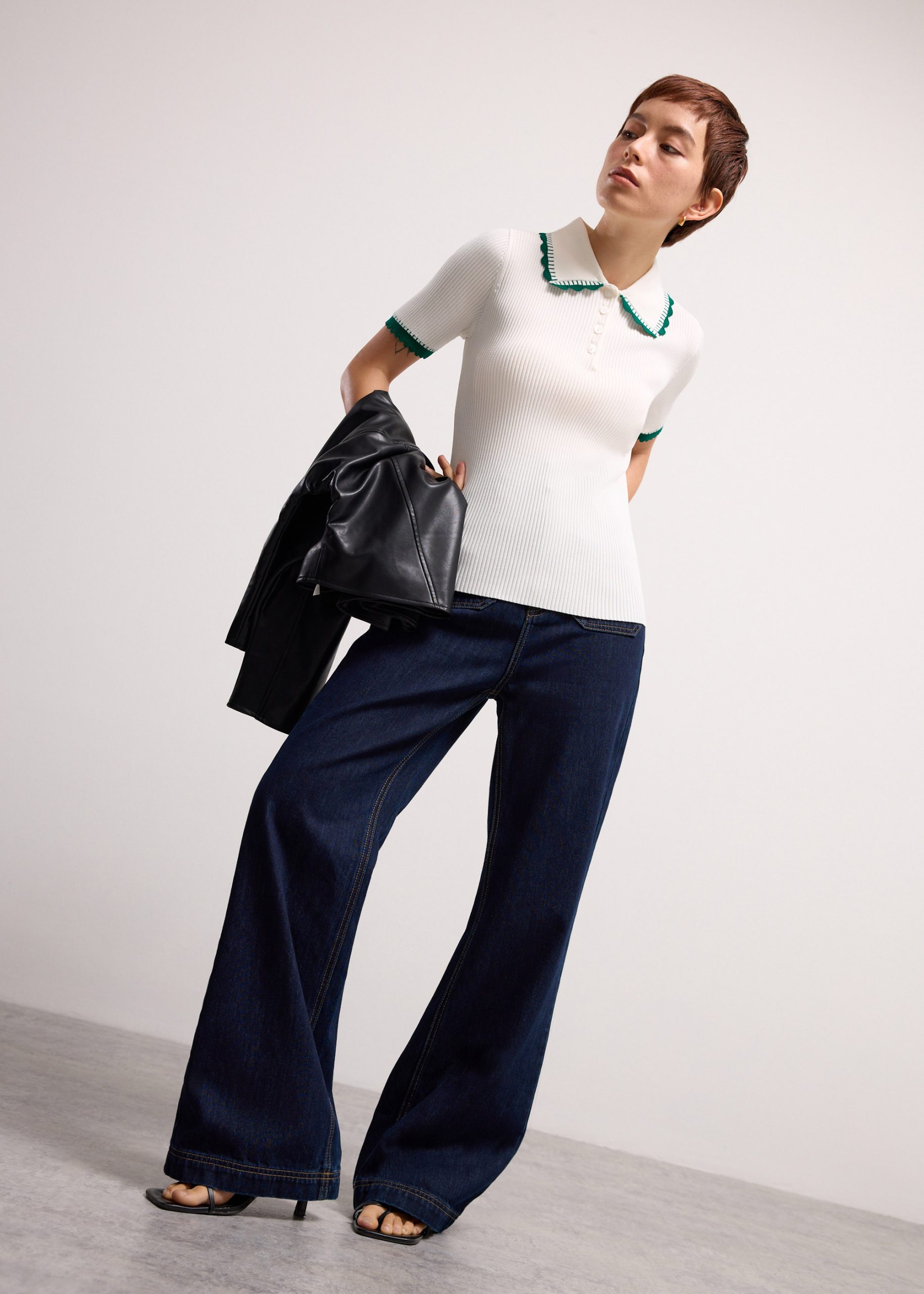 Contrast Trim Pointelle Knit Peter Pan Collar Top - Image 10