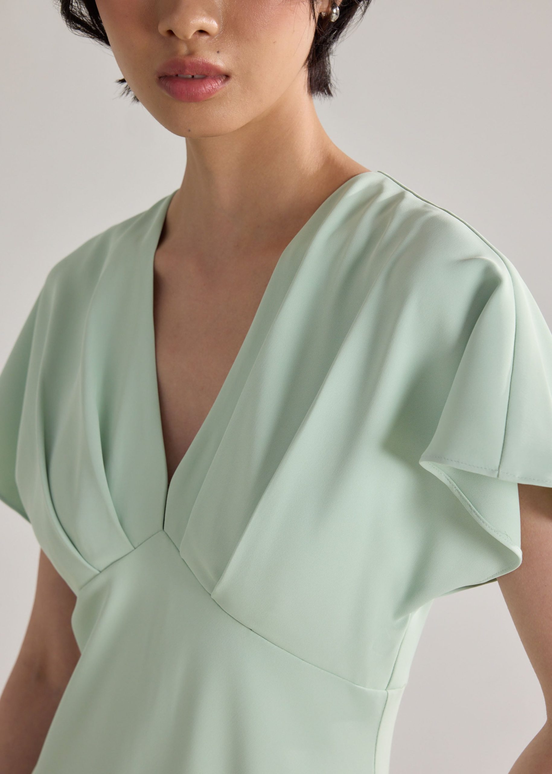 BraFree by LB Crepe Flutter Sleeves Dress - Image 7