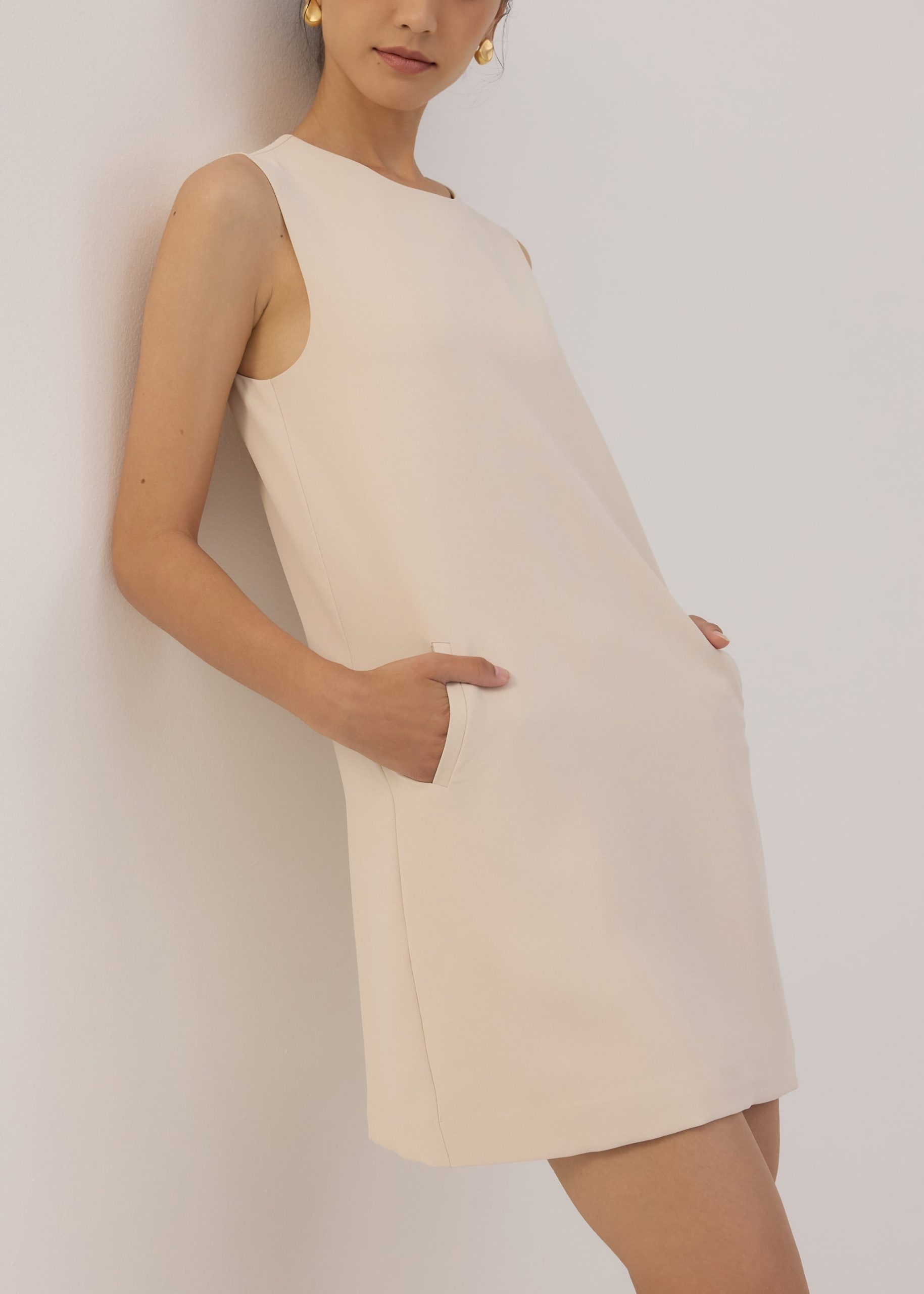 Round Neck Shift Mini Dress - Image 5