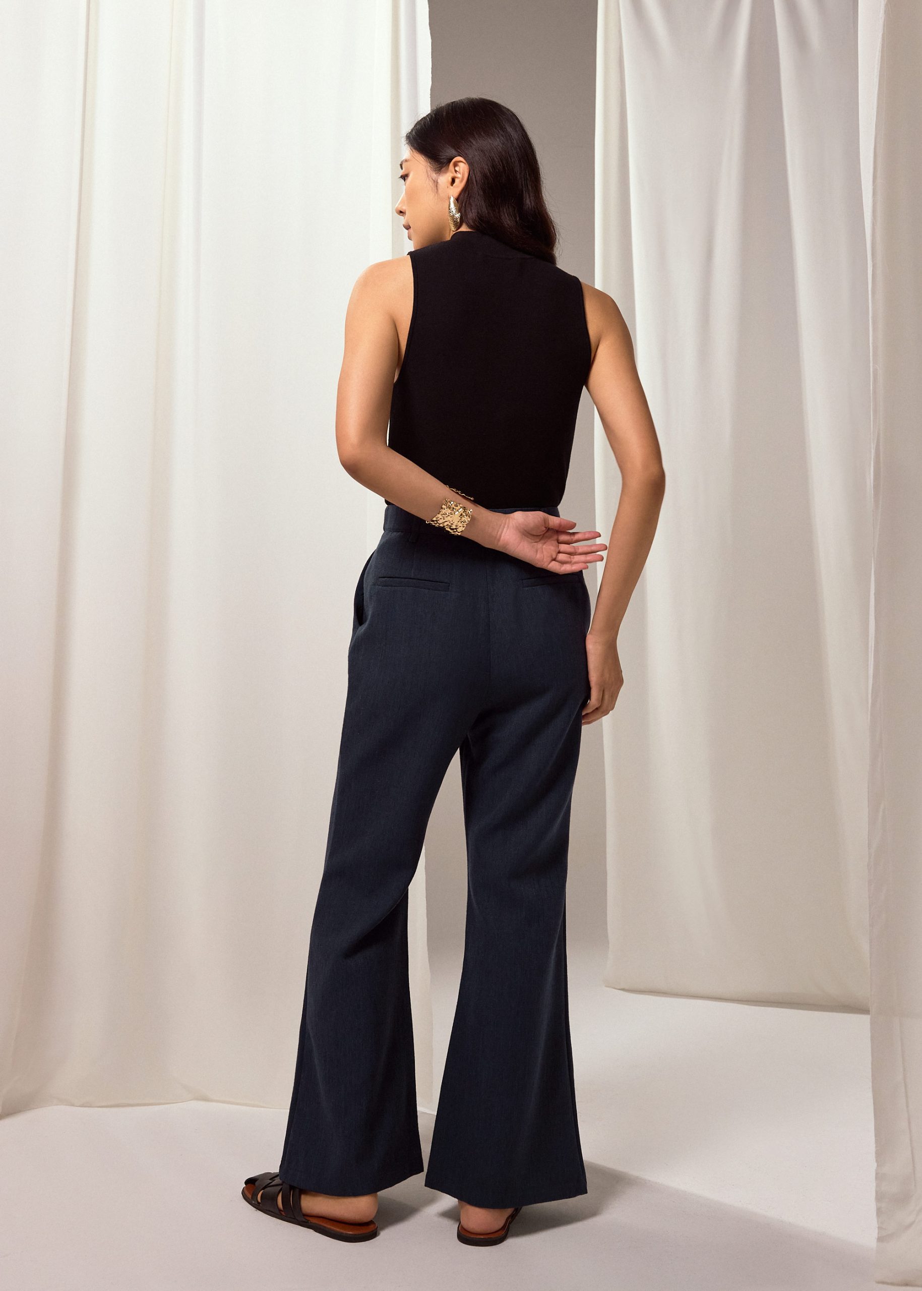 PETITE Leggy??Pvara Textured Flare Pants - Image 7