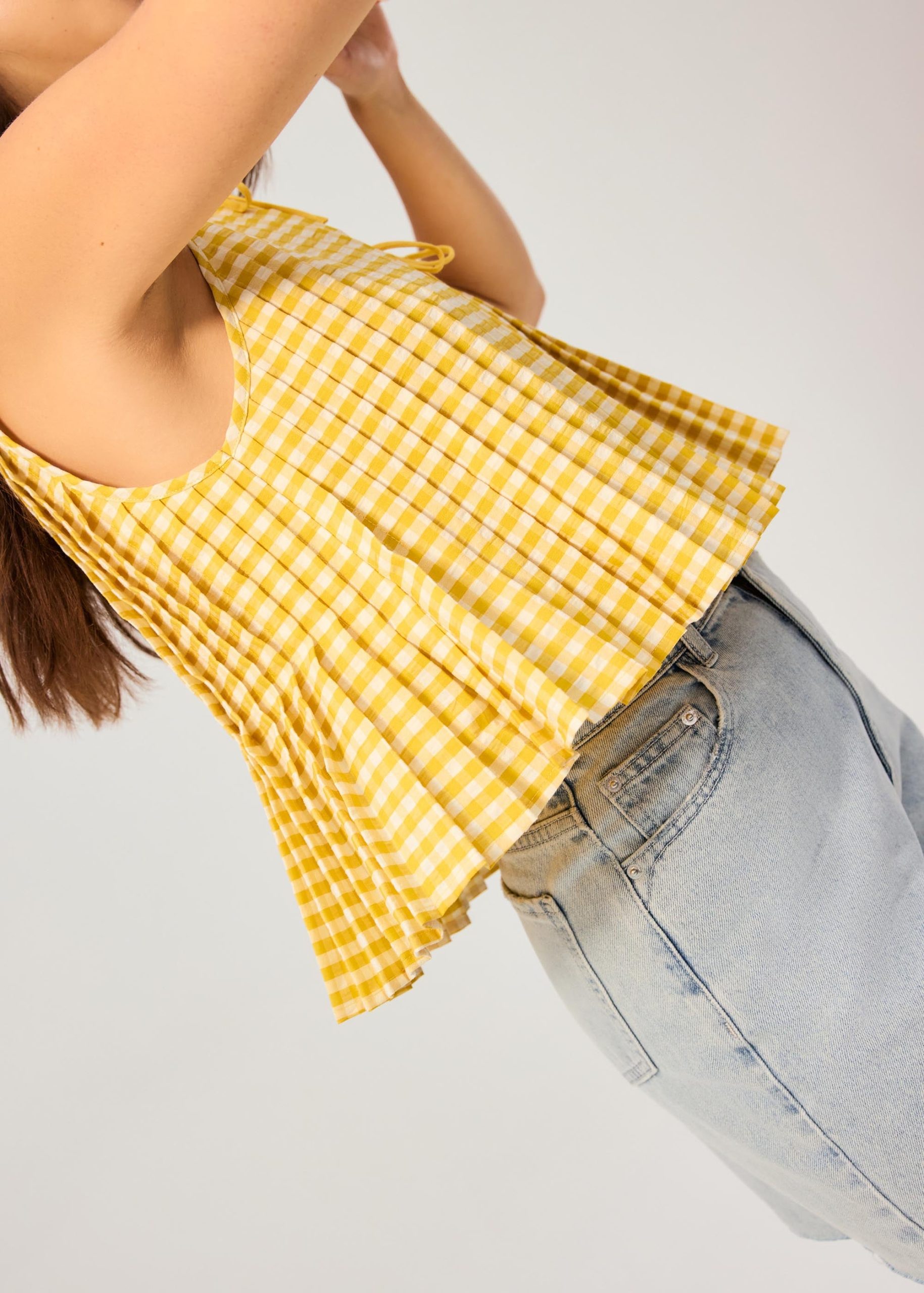 Gingham Cotton Pleated Front Tie Round Neck Babydoll Top - Image 12