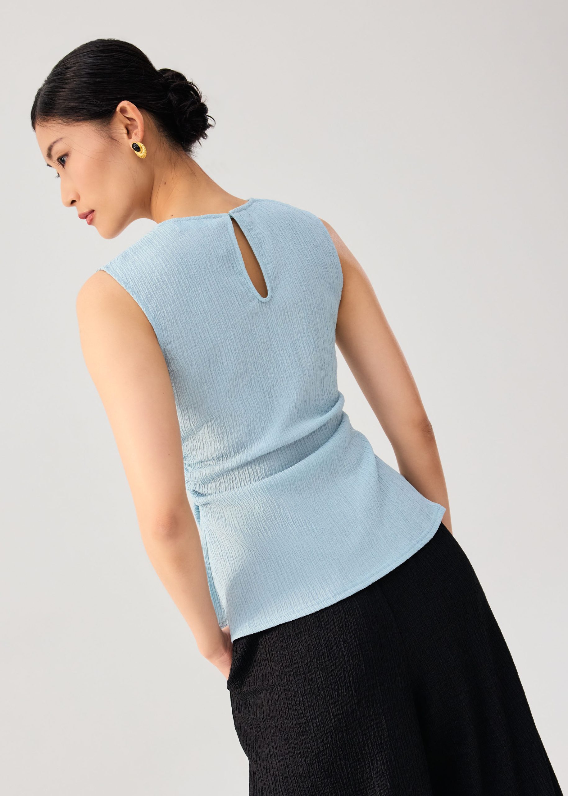 Crinkled Jersey Round Neck Fitted Tank Top - Image 5
