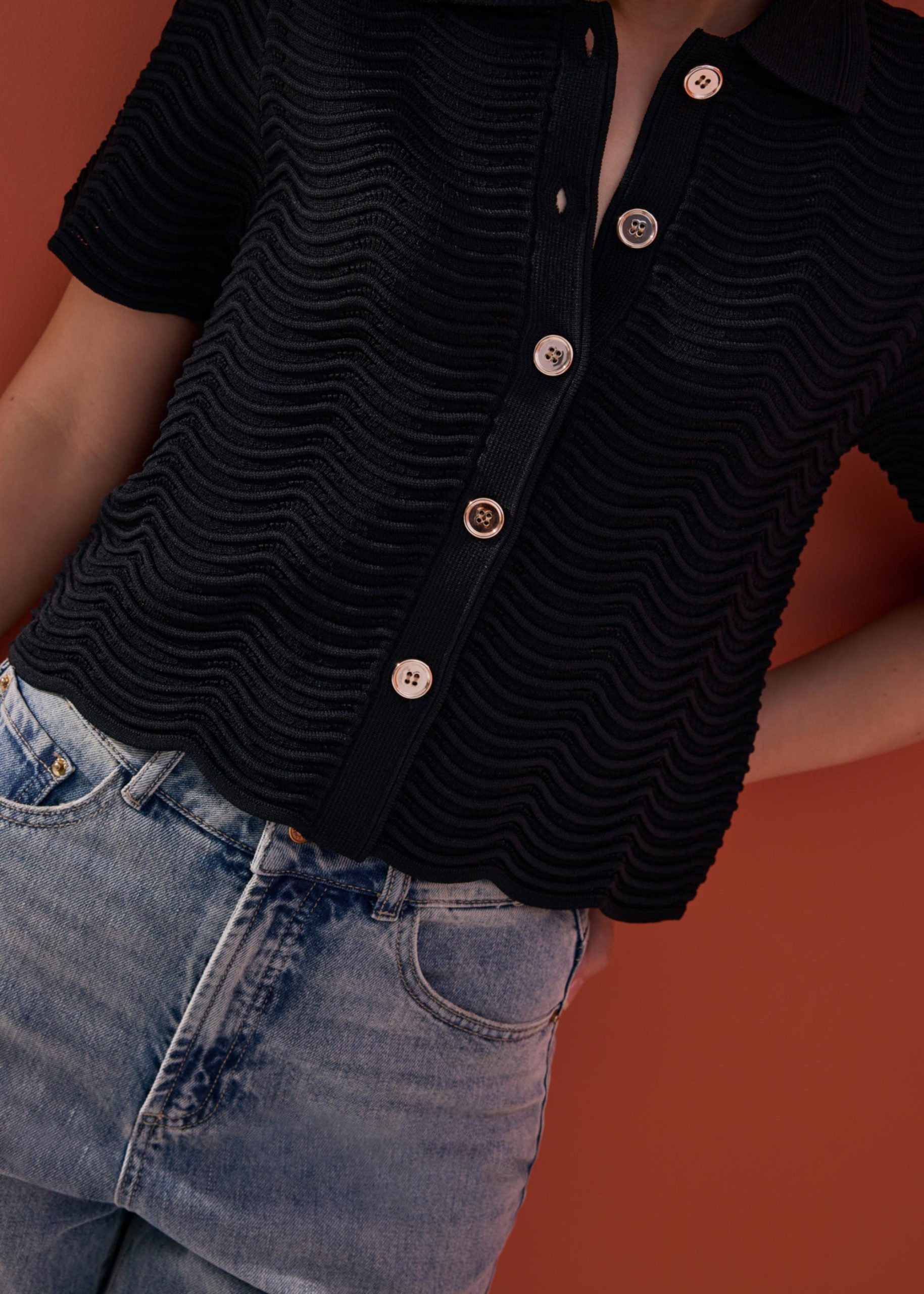 Wavy Knit Collared Boxy Cardigan - Image 5