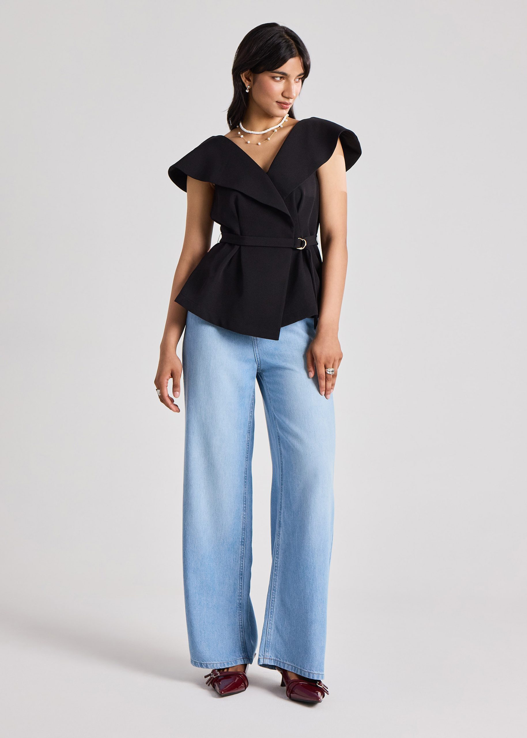 Aura V-neck Top With Belt - Image 2