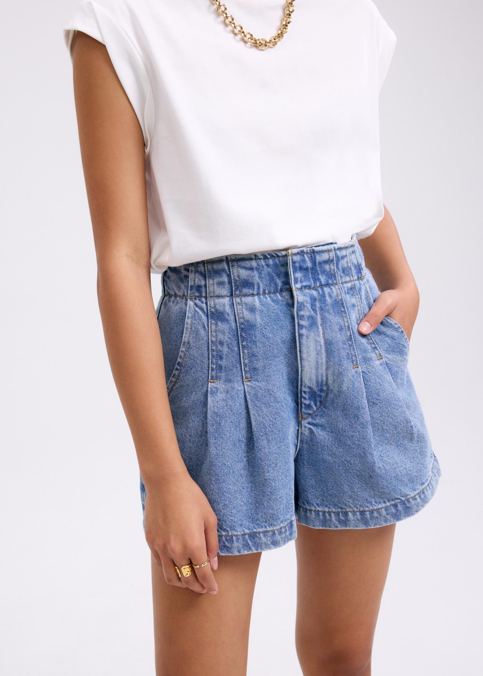 Denim Contrast Stitch A-line Shorts - Image 9