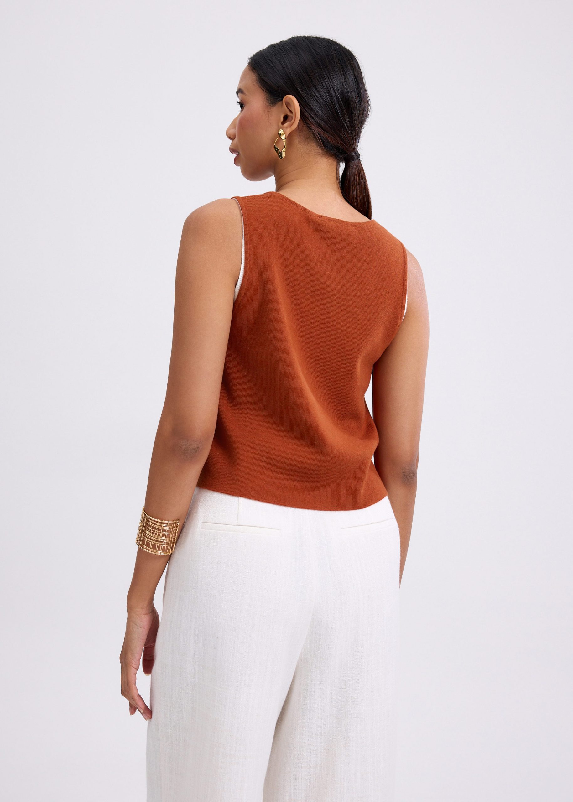 Layered Knit Scoop Neck Crop Tank Top - Image 10
