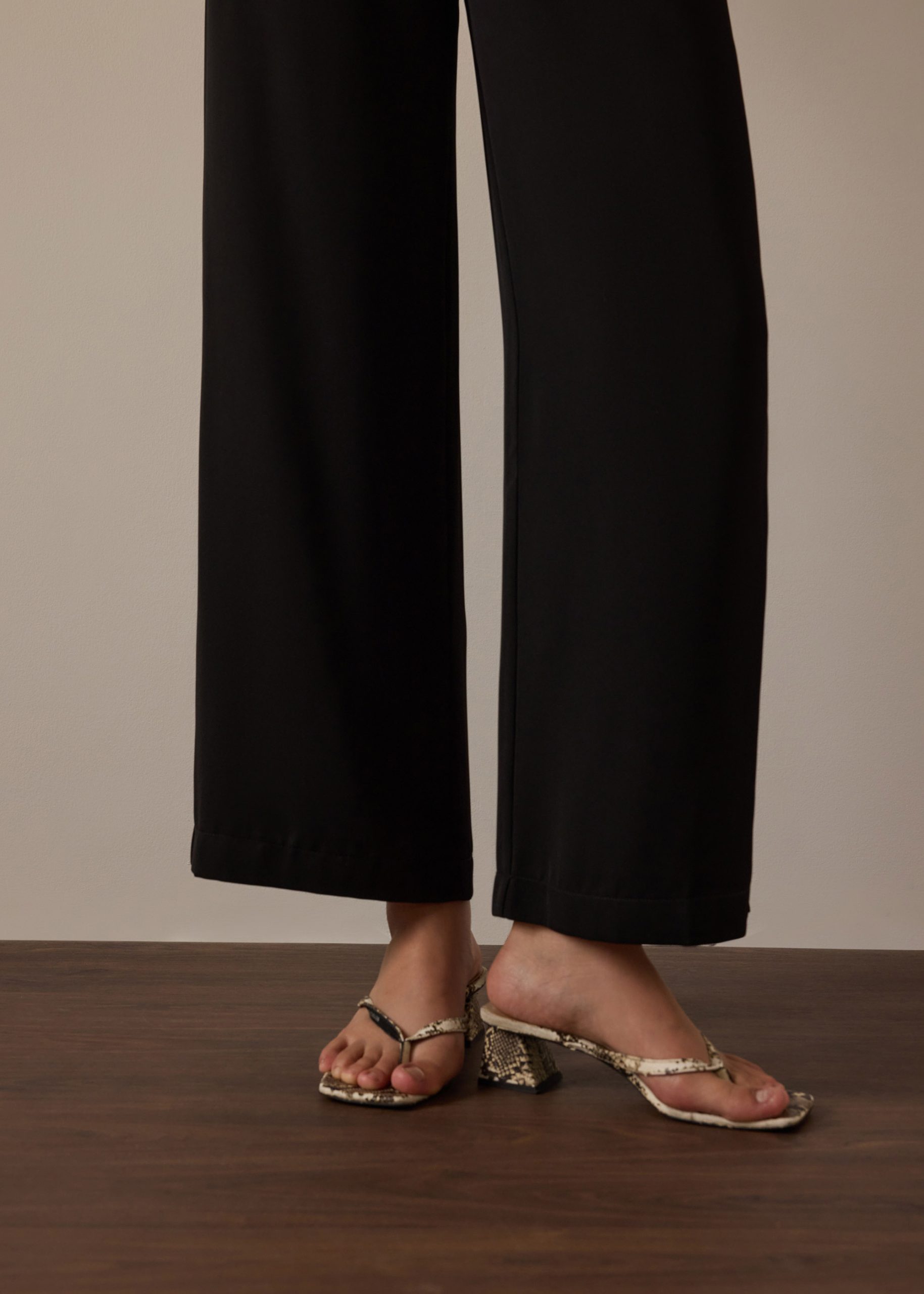 Leggy??Alma Elastic Crepe High Waist Straight Leg Pants - Image 3