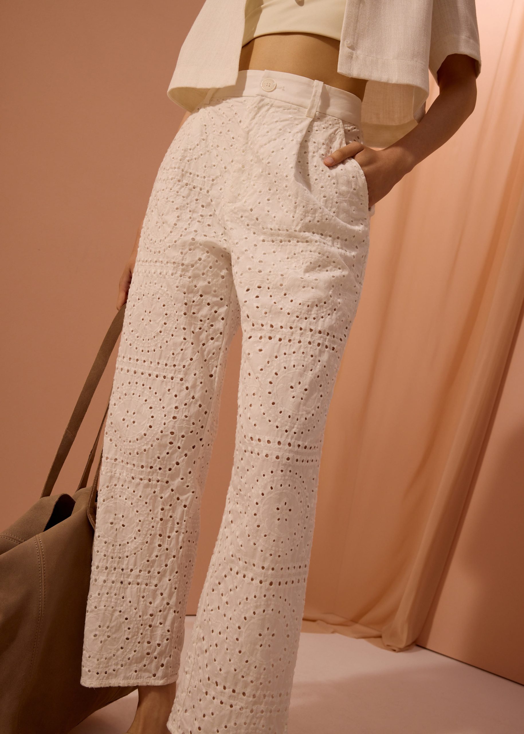 Elastic Peg Leg Pants in Soft Breeze Broderie - Image 4