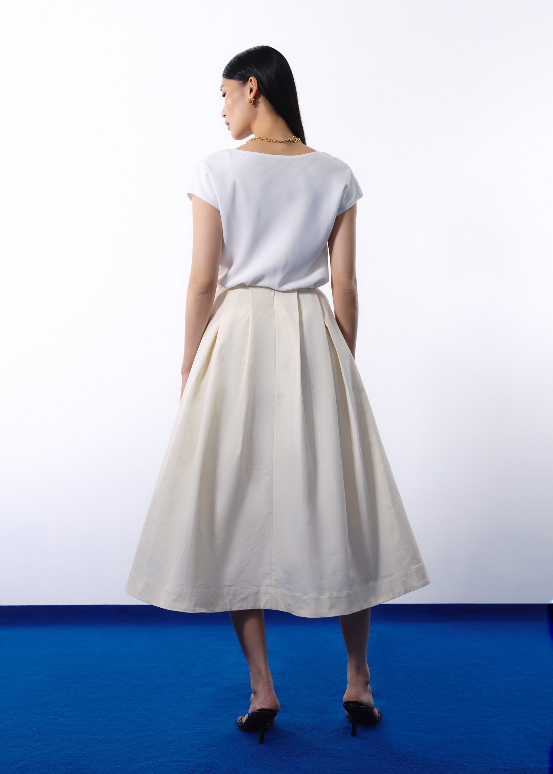 Nycha Taffeta Pleated Flare Midaxi Skirt - Image 20