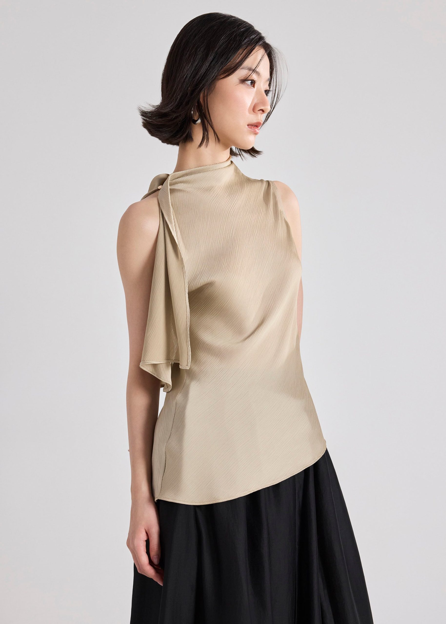 Kyuri Crinkled Satin Top - Image 16