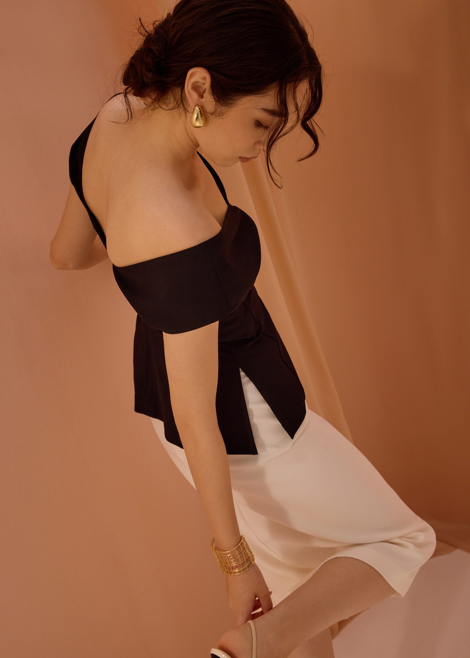 Sofi V-neck Top - Image 5