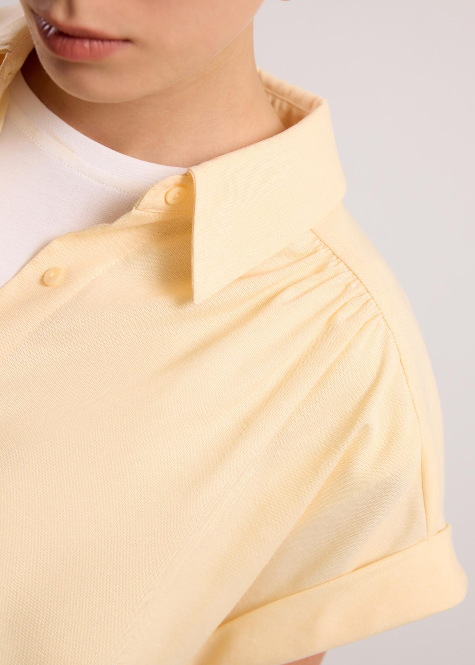 Rupi Oxford Collared Button Down Shirt - Image 16