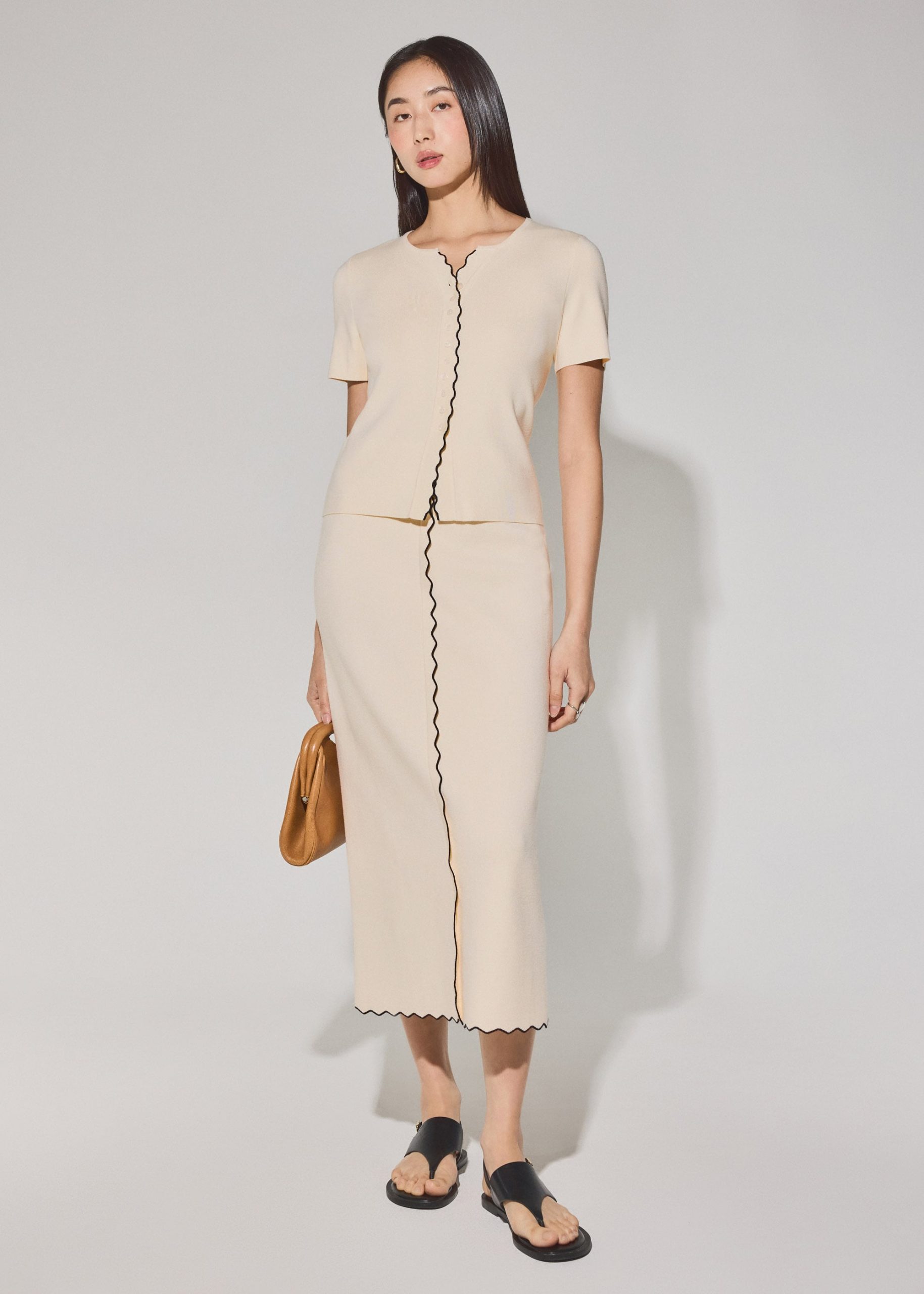 Knit Scallop Edge Fitted Button Down Top - Image 4