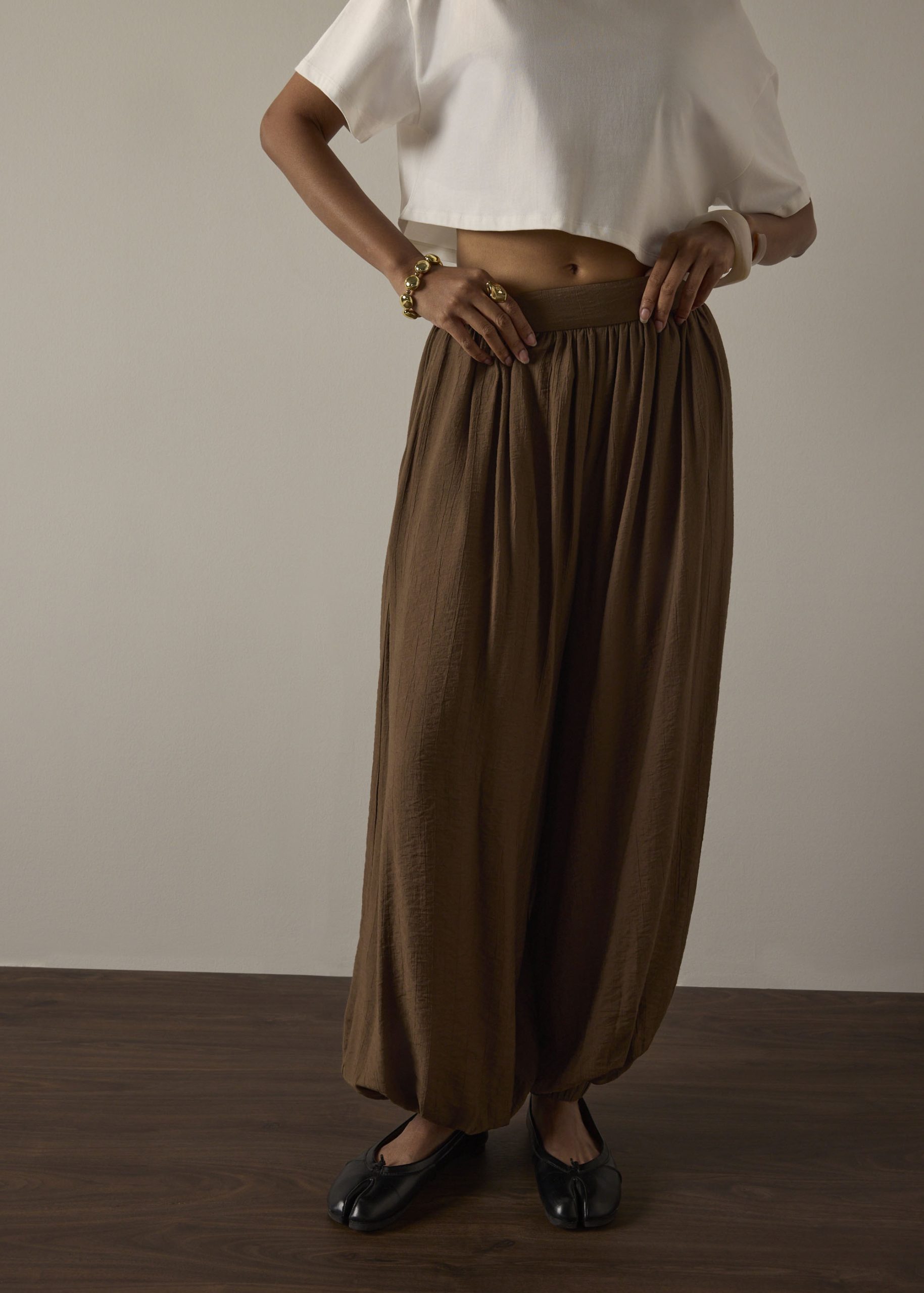 Cuffed Hem Cocoon Pants - Image 23