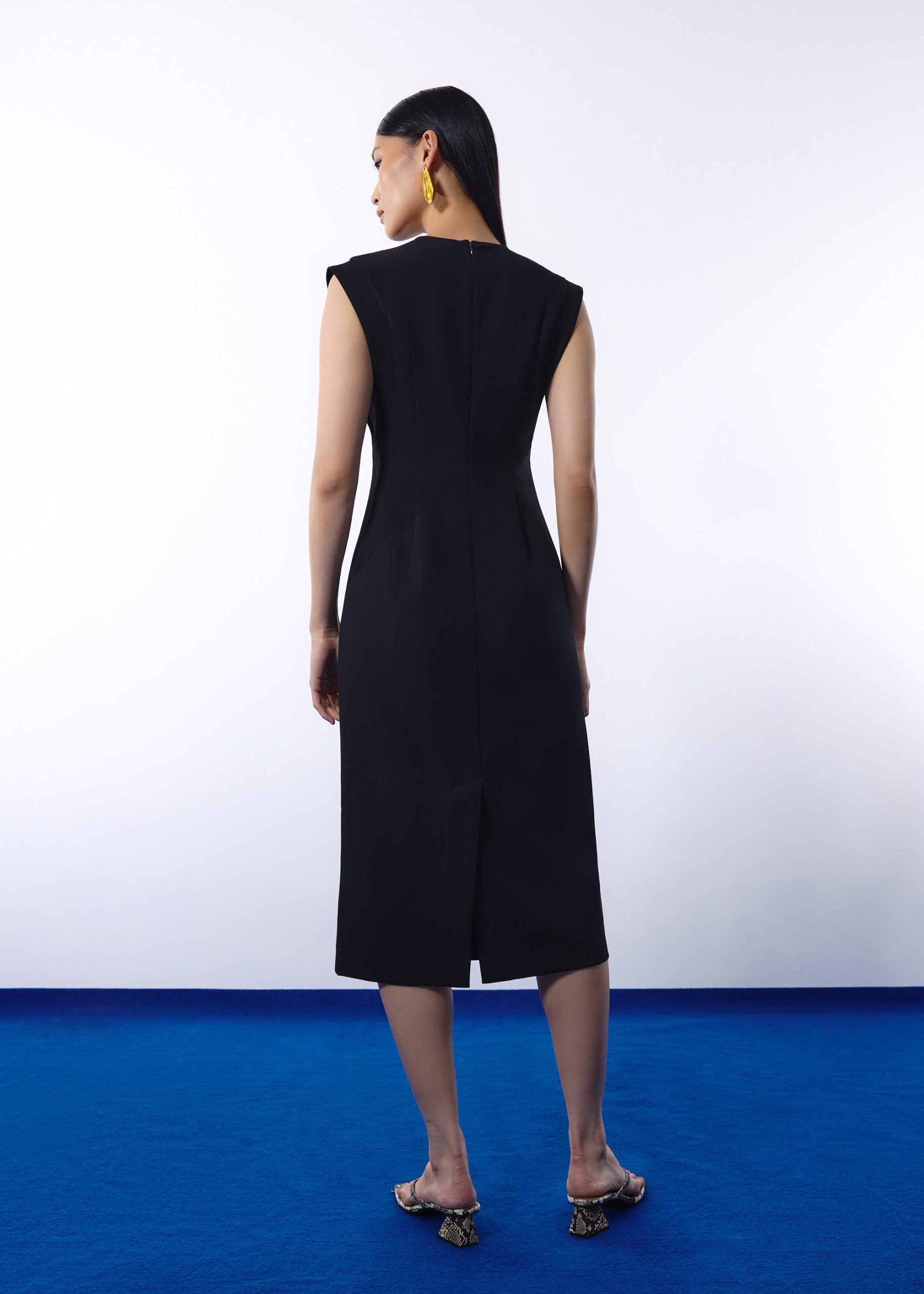 Eika Panelled Cap Sleeve Column Midi Dress - Image 7