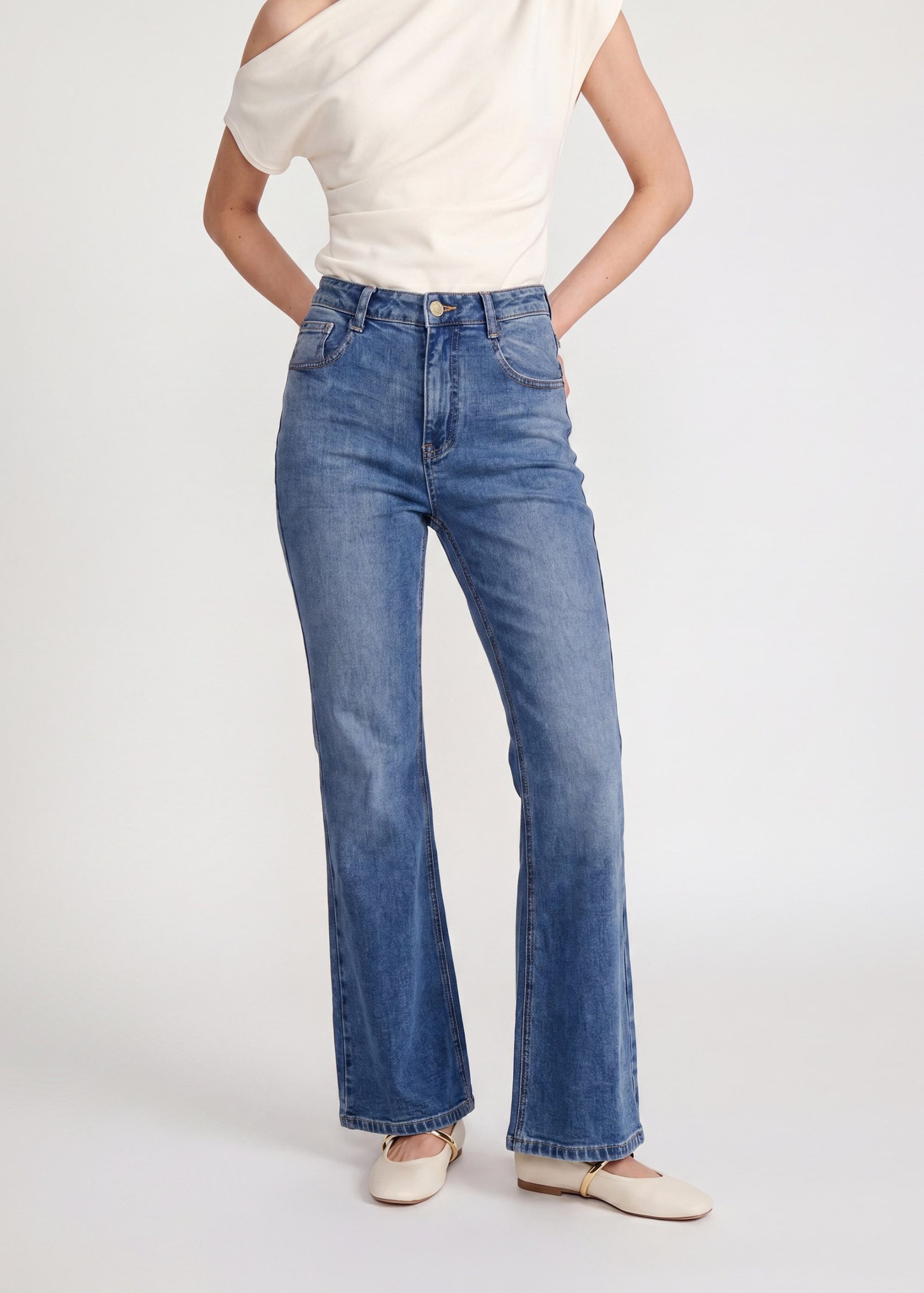 PETITE Addison Leggy??Kick Flare Jeans - Image 8