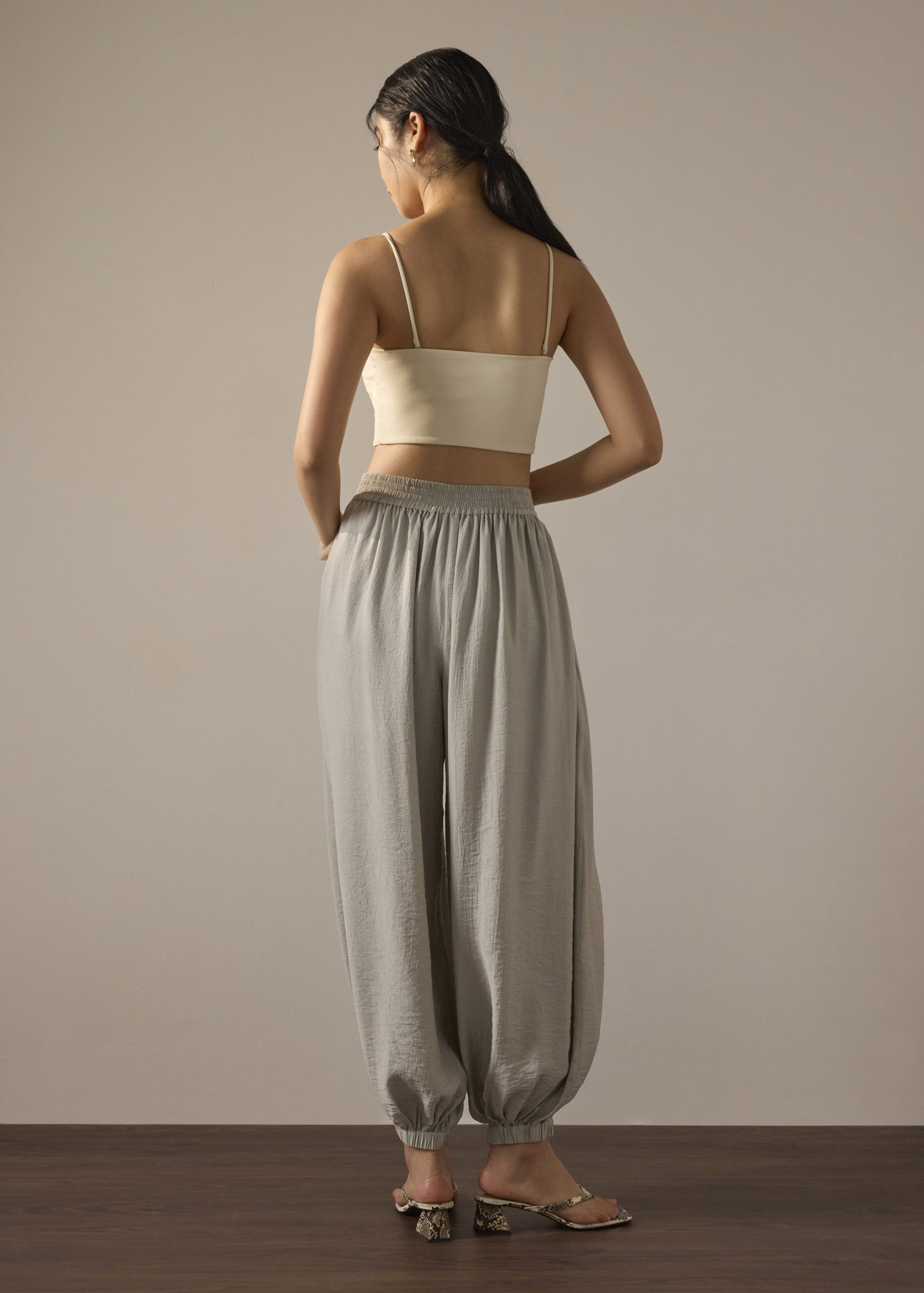 Cuffed Hem Cocoon Pants - Image 15
