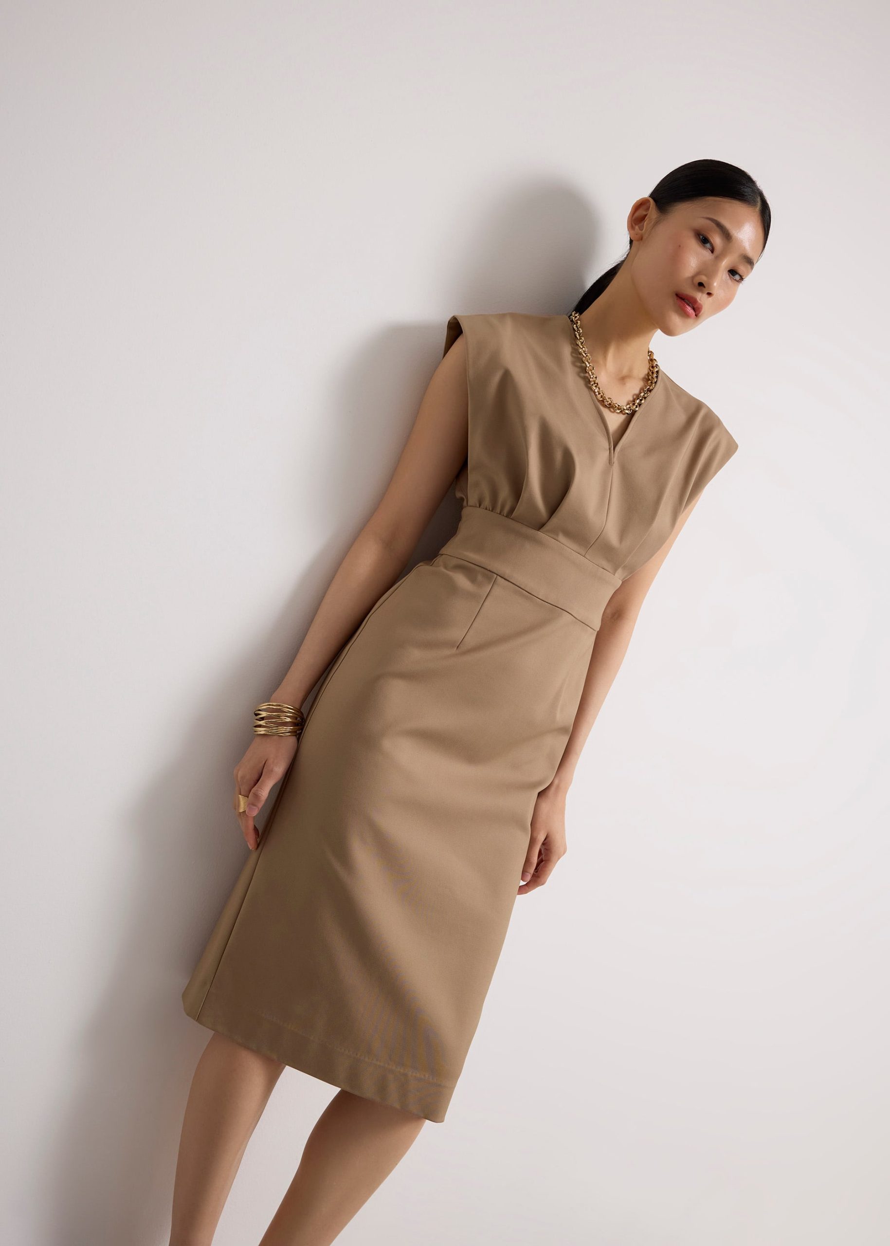 Kieun V-neck Column Midi Dress - Image 15