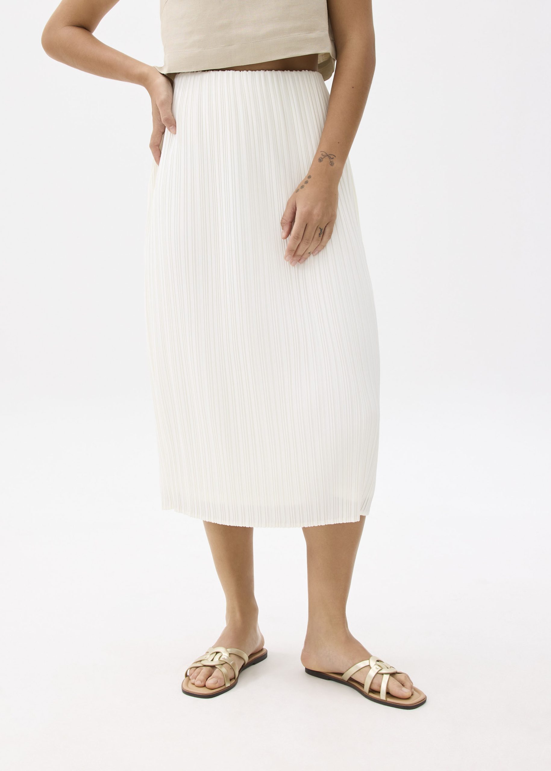 Gym Pleated Column Midi Skirt