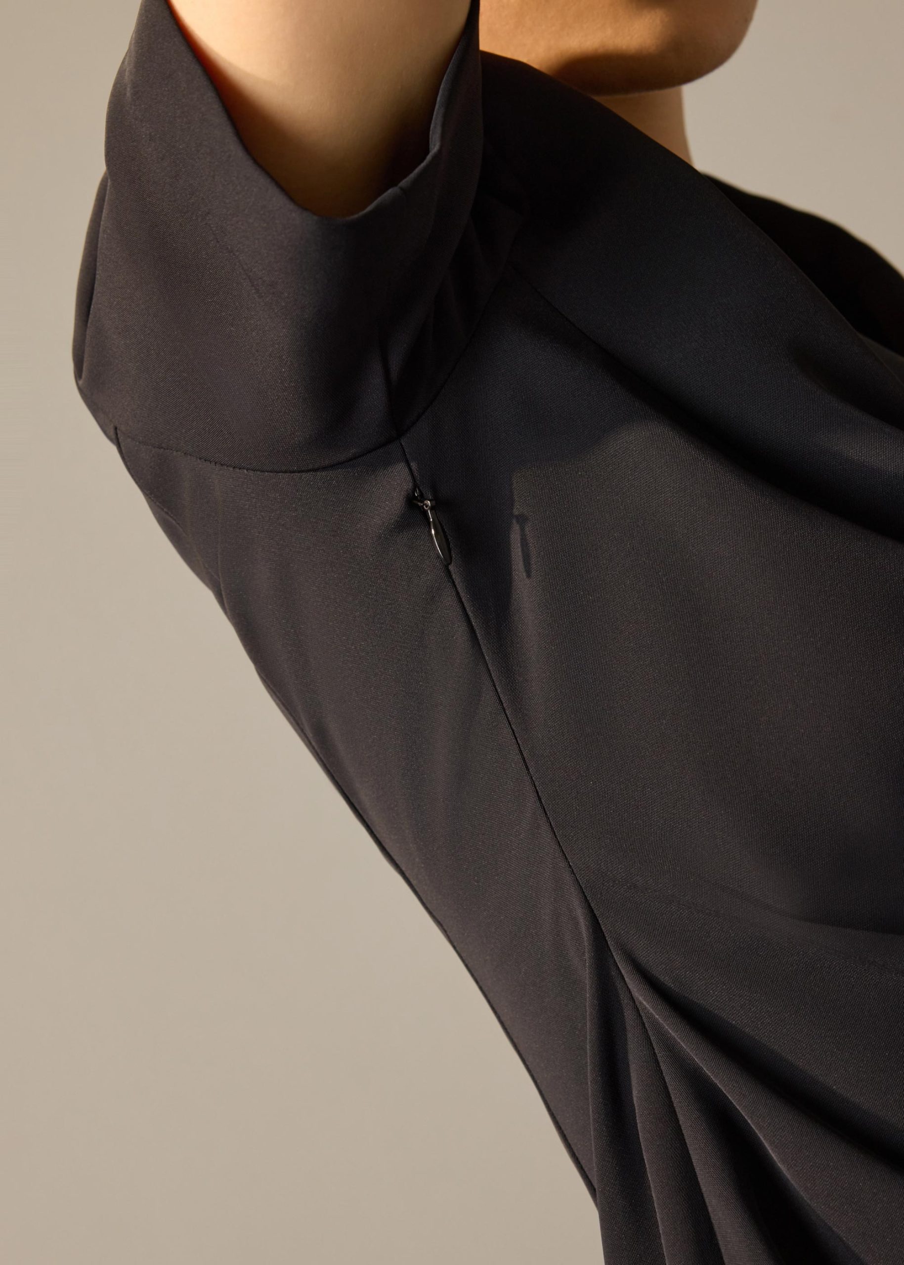 Karyssa Crepe Drape V-neck Blazer Top - Image 3