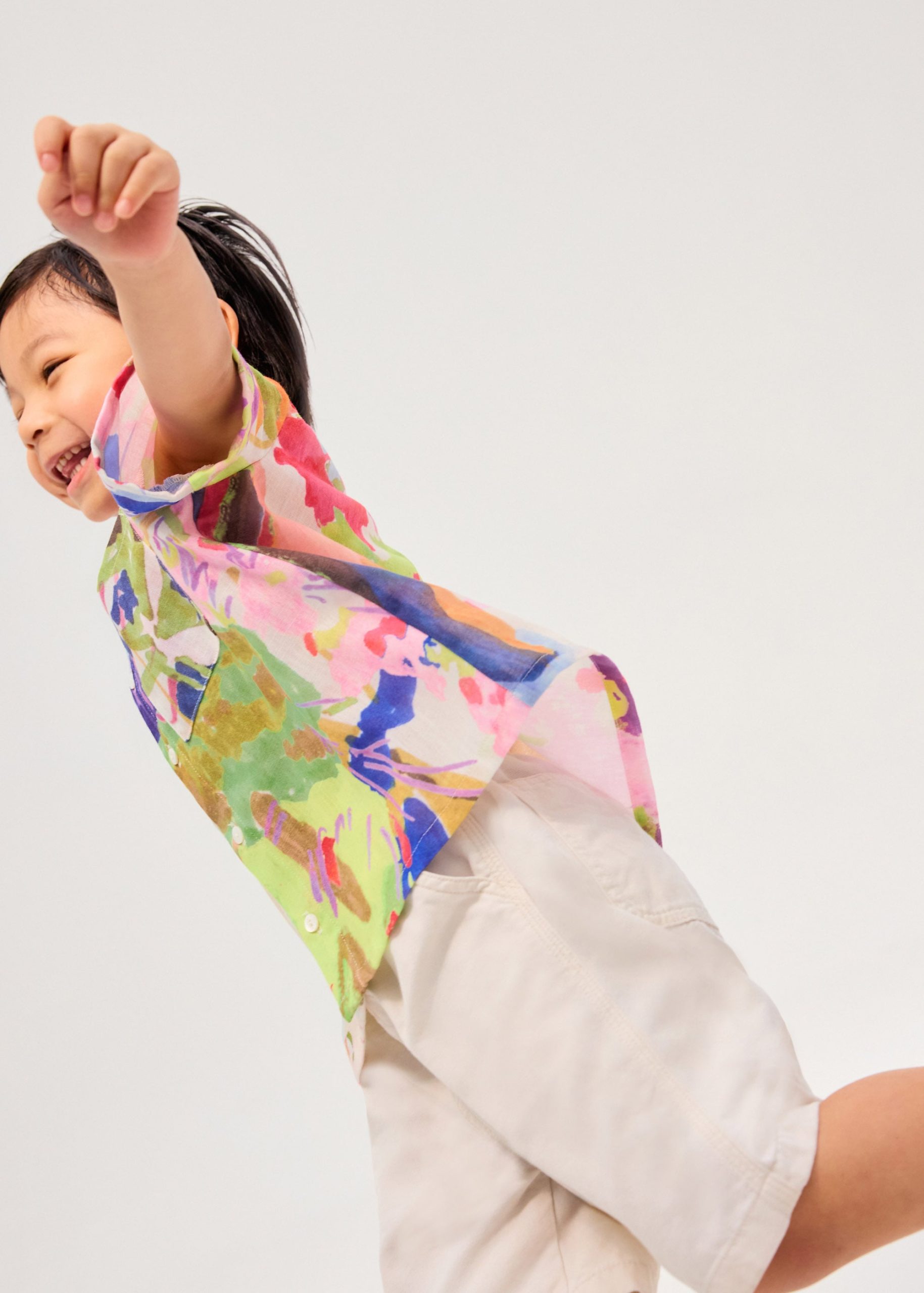 Kids' Mandarin Collar Button Down Shirt in Vivid Blooms - Image 2