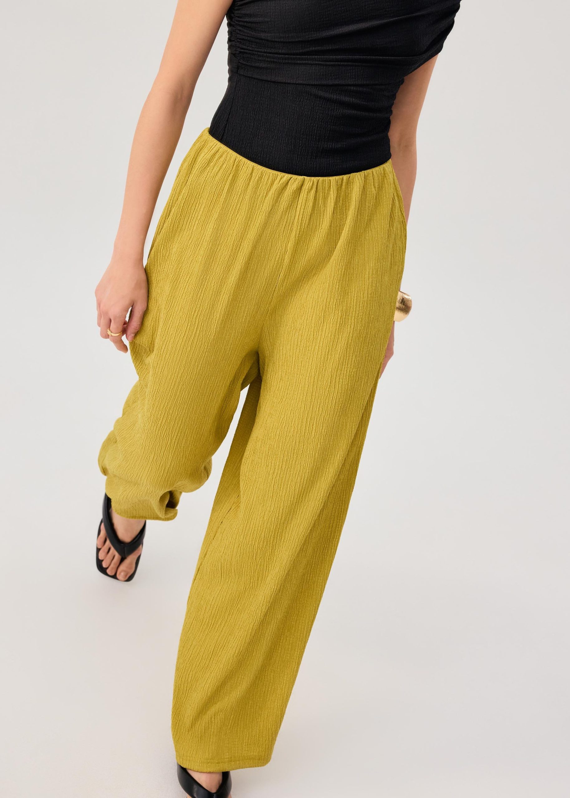 Elastic Crinkled Jersey Wide Leg Pants - Image 16