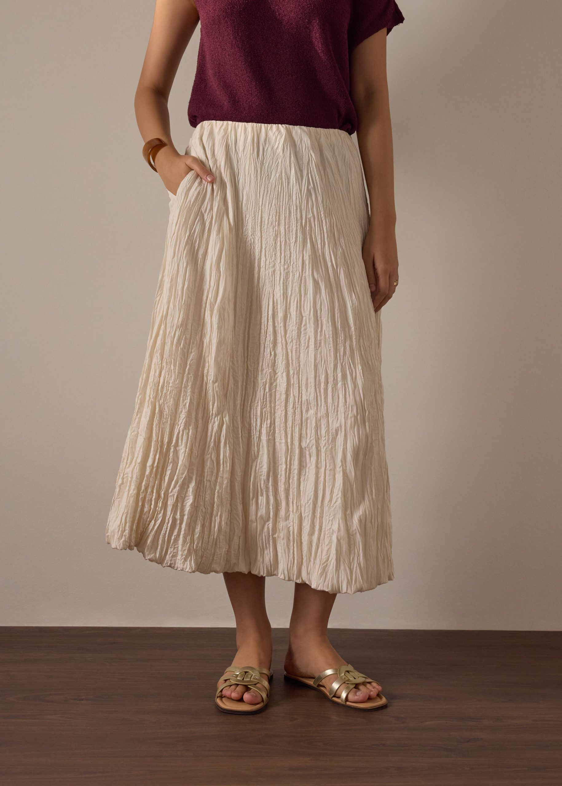 Leila Elastic Crinkled Pleats Flare Maxi Skirt - Image 4