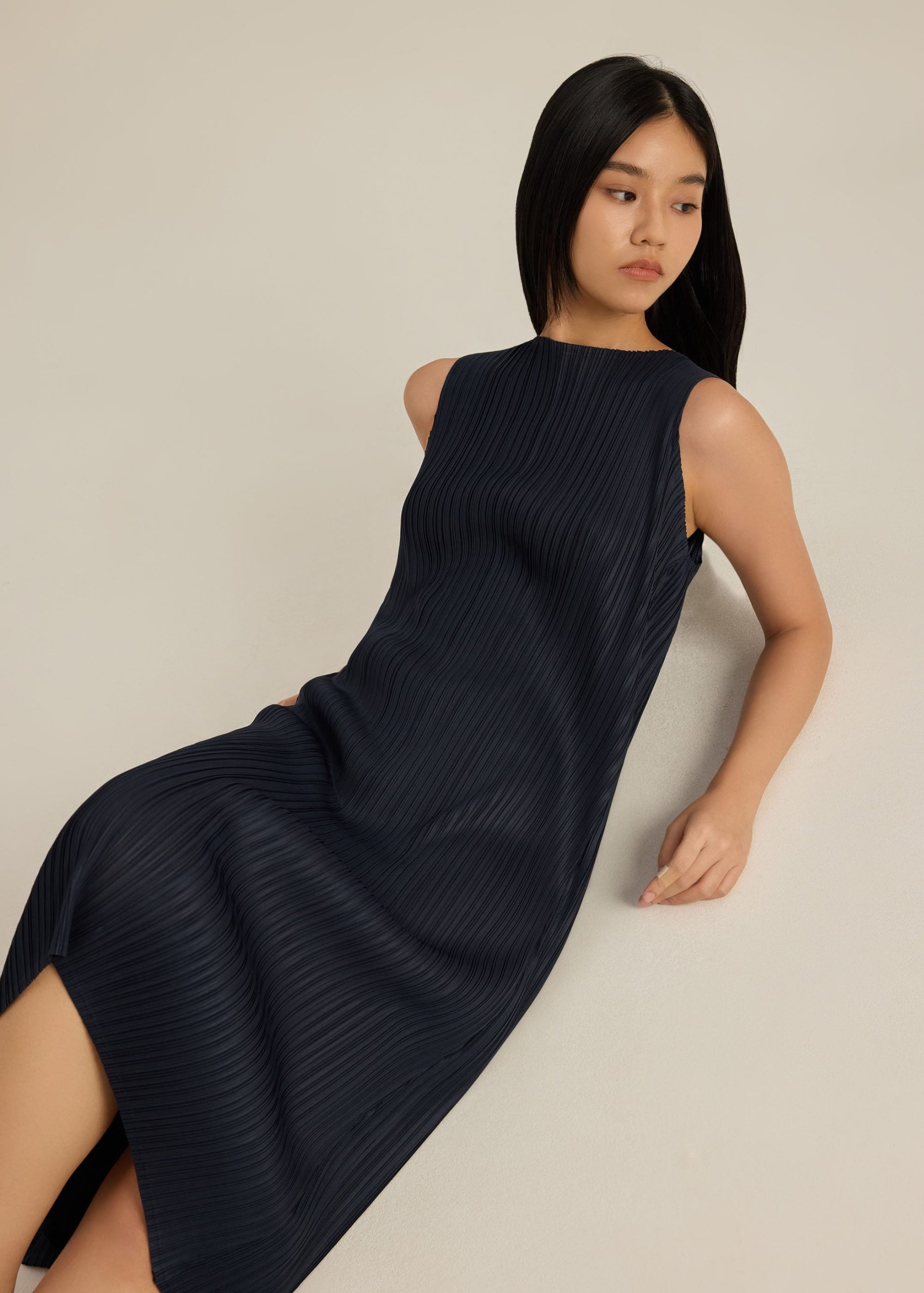 Rumi Plissé Column Dress - Image 3