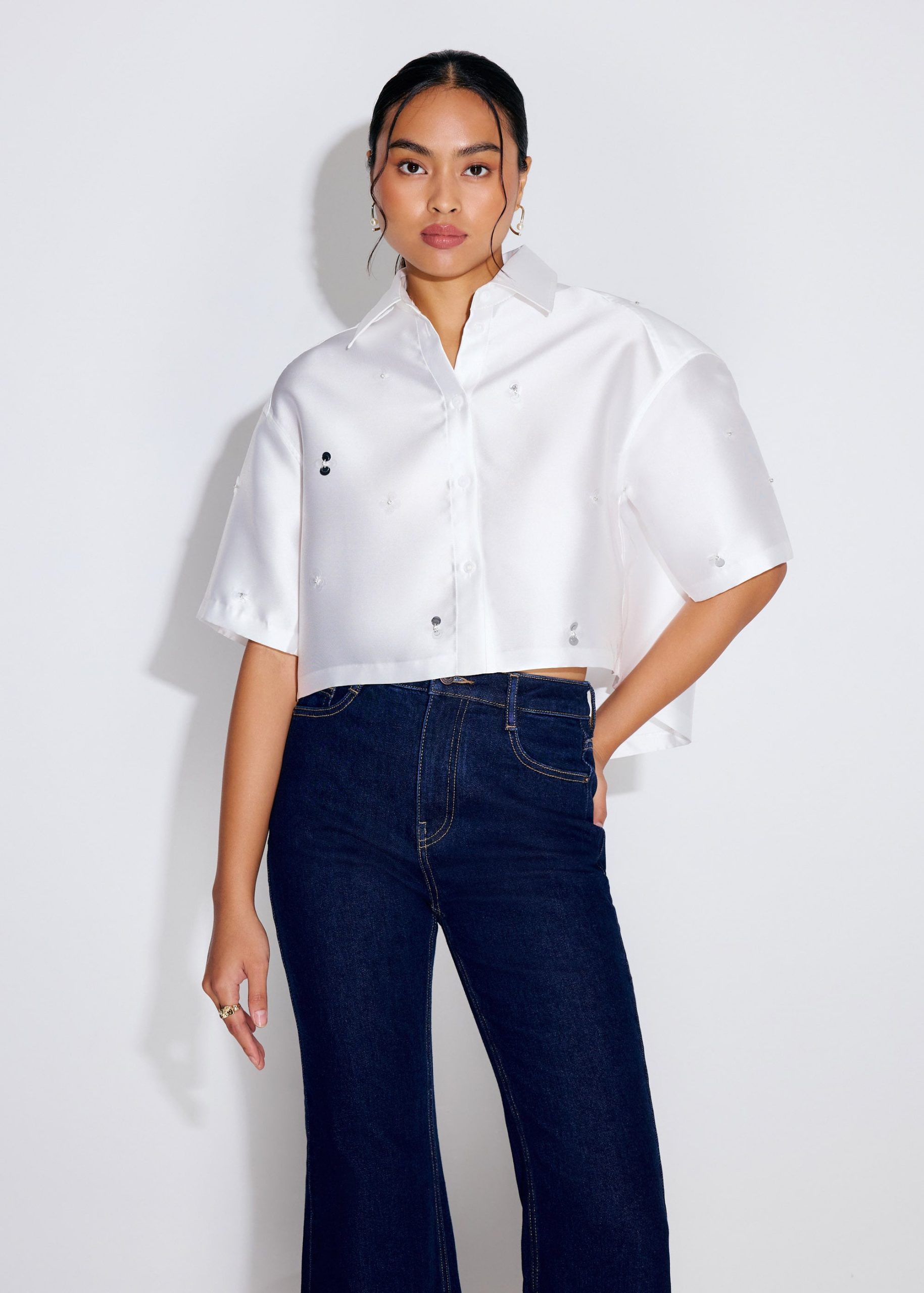 Embellished Satin Collared Boxy Crop Shirt - Image 5