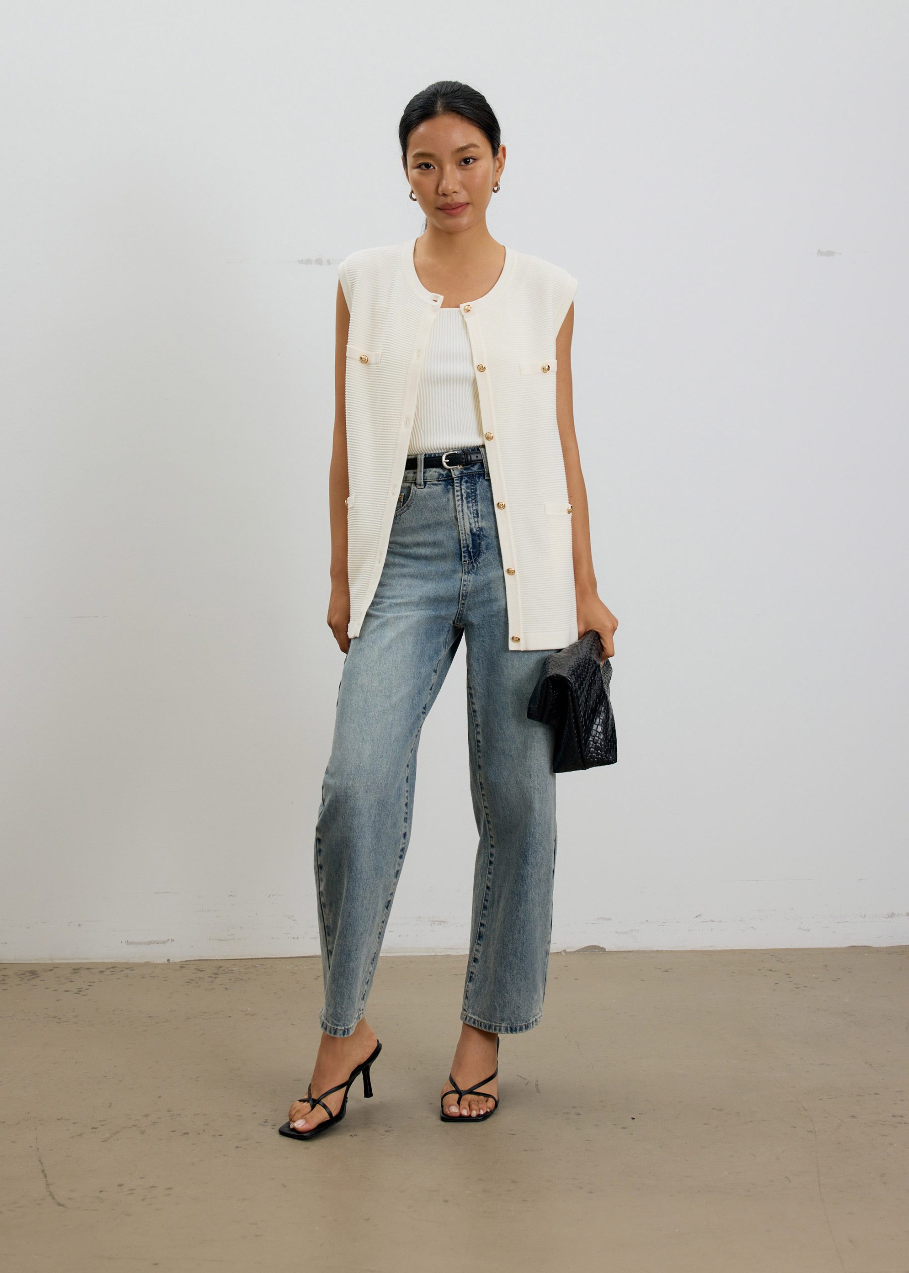 Yun Boxy Knit Vest - Image 14