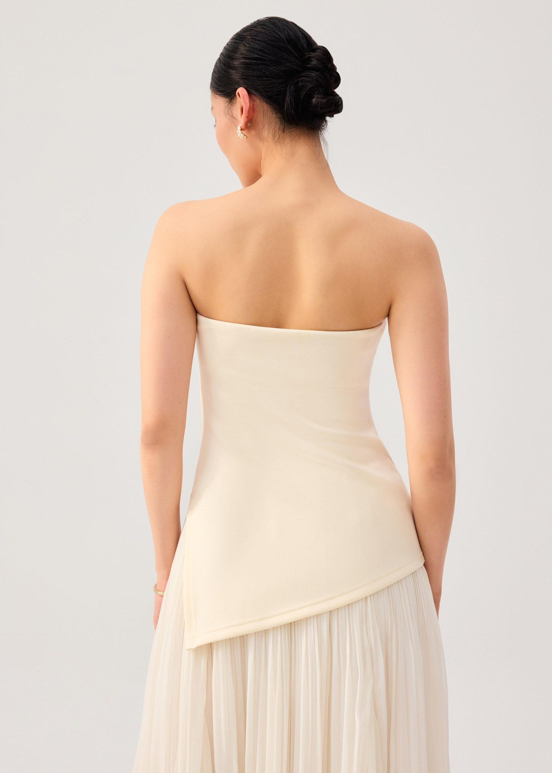 BraFree by LB Tencel Asymmetric Hem Tube Top - Image 10
