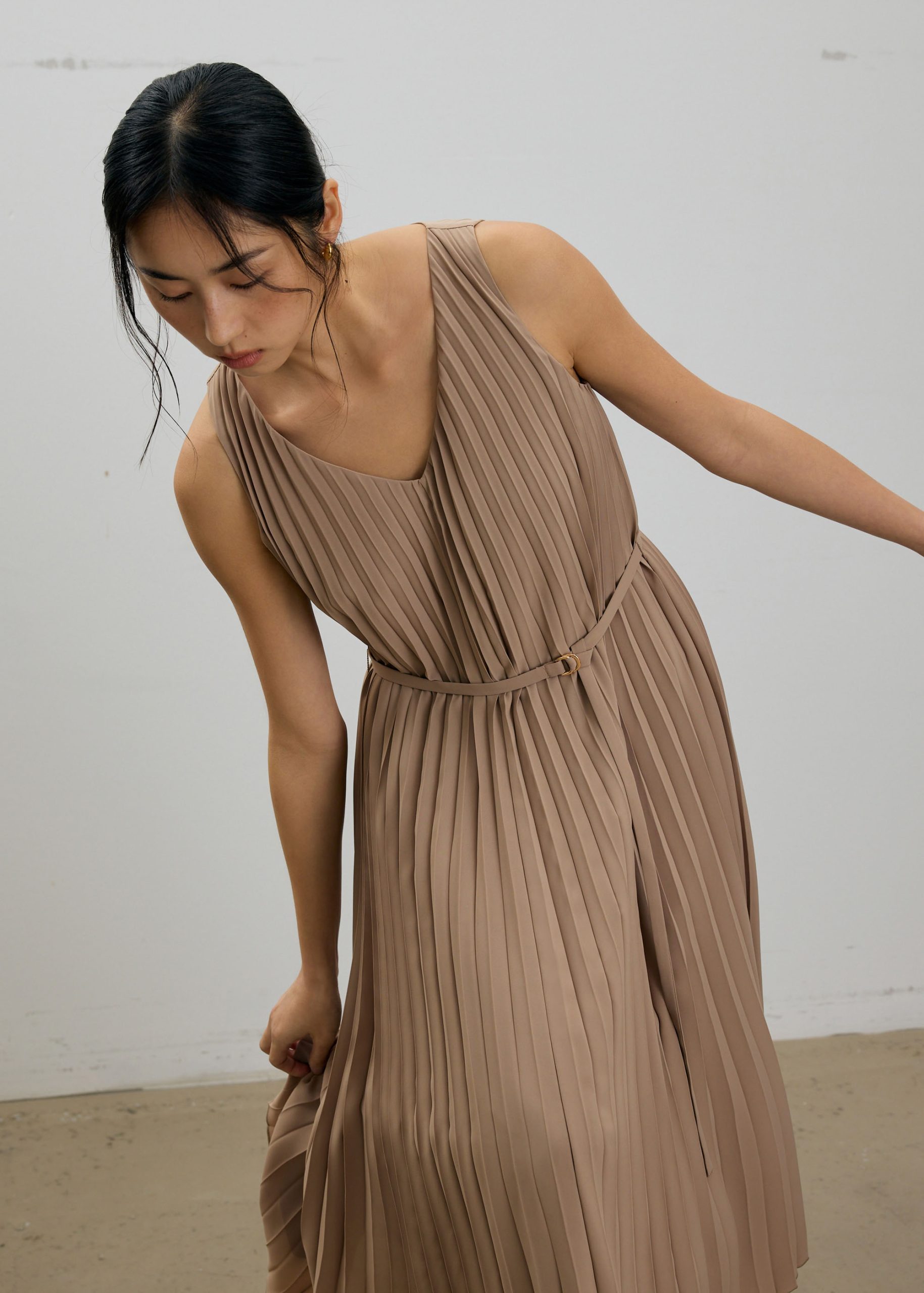 Willa Reversible Sunray Pleated Midaxi Dress - Image 7