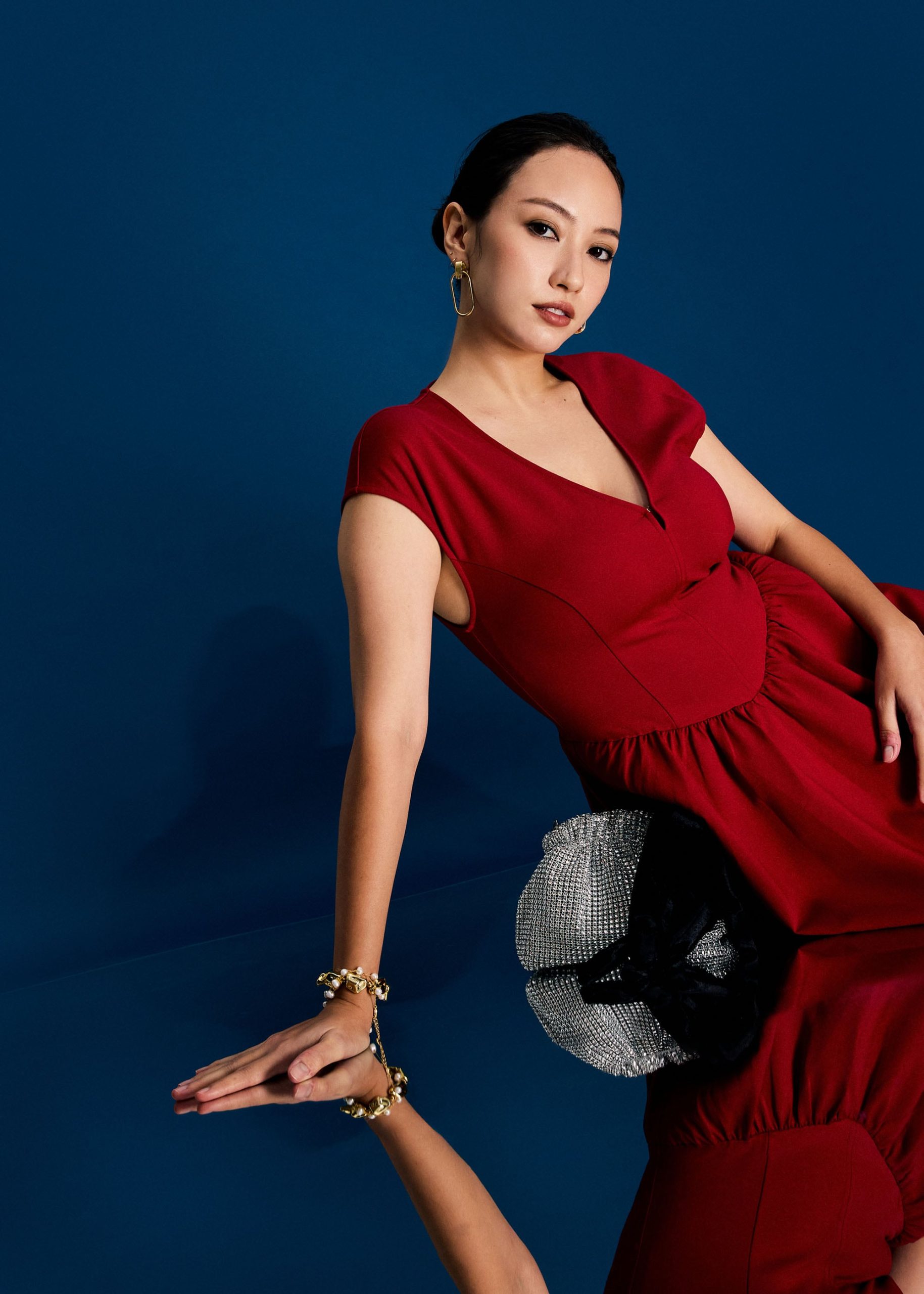 Panelled Mixed Fabric V-Neck Fit & Flare Midaxi Dress - Image 10