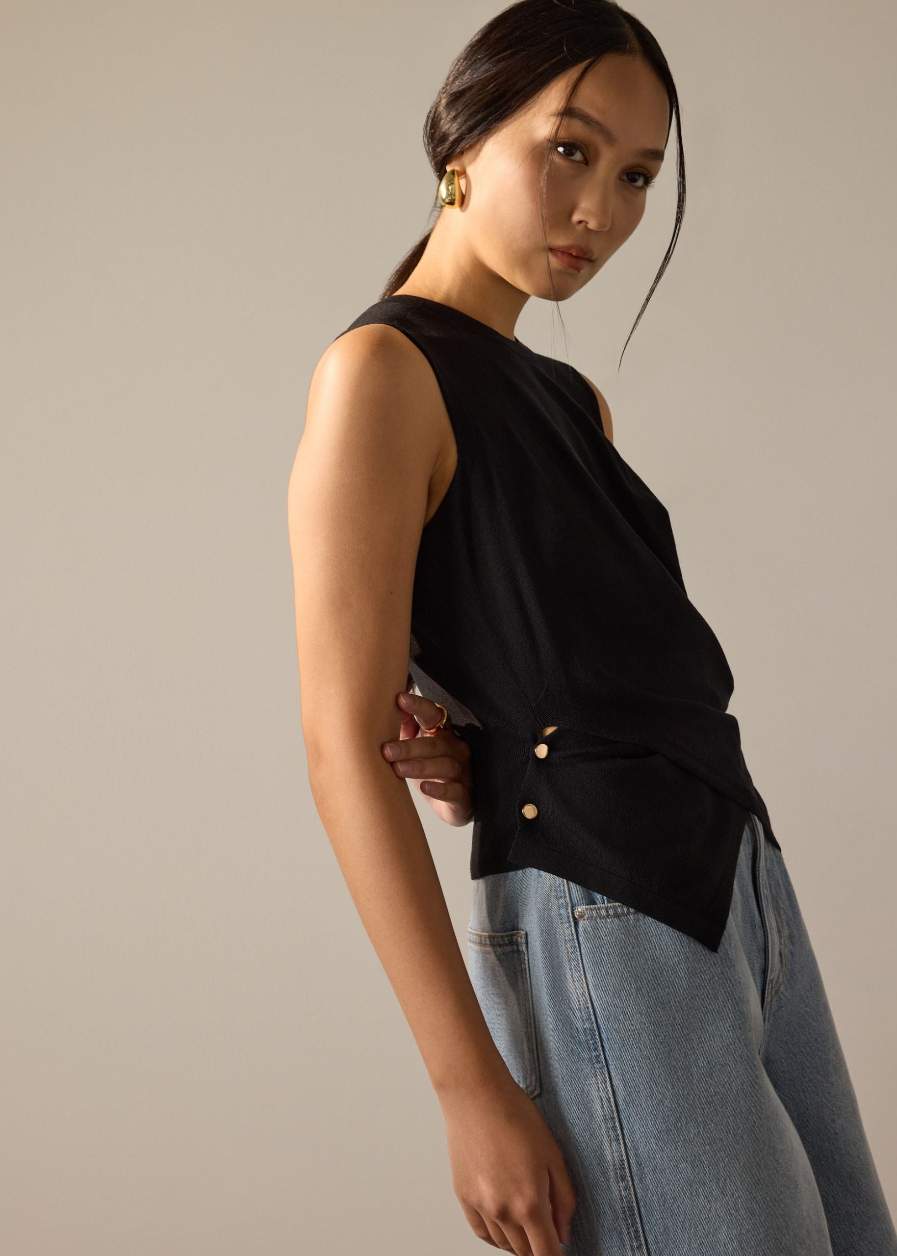 Tasya Knit Cross Over Round Neck Tank Top - Image 3