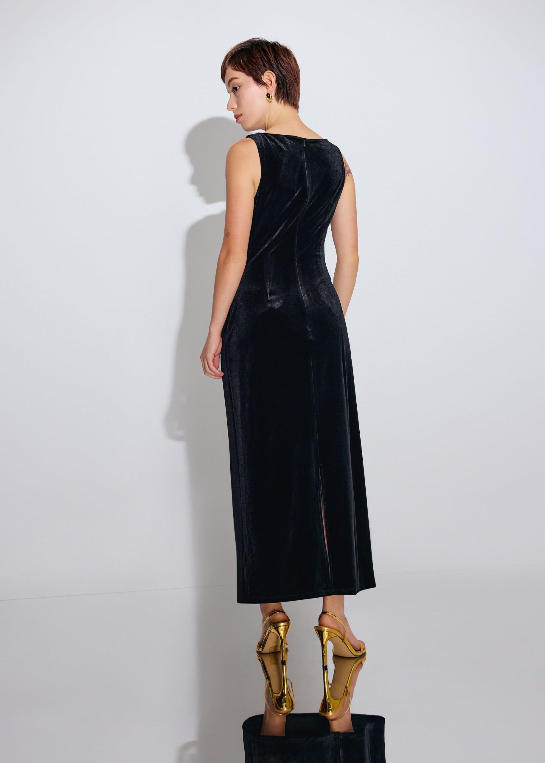 Sabiha Velvet Boat Neck Column Maxi Dress - Image 7