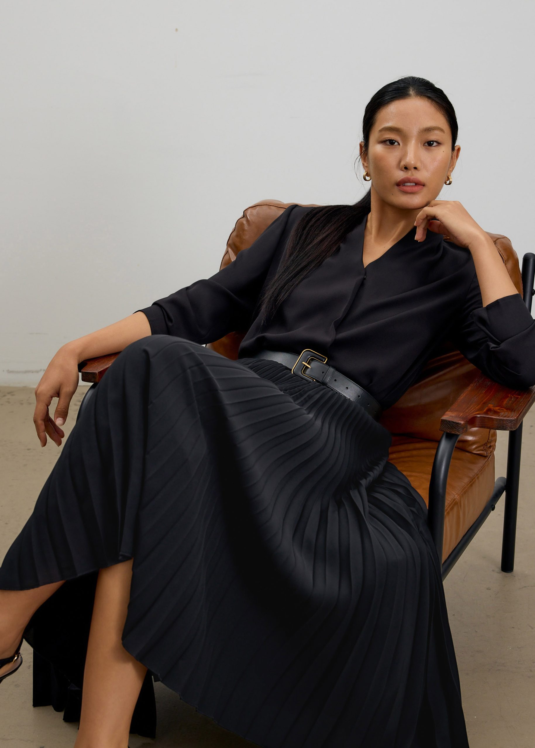 Wei Elastic Sunray Pleated Midaxi Skirt - Image 2