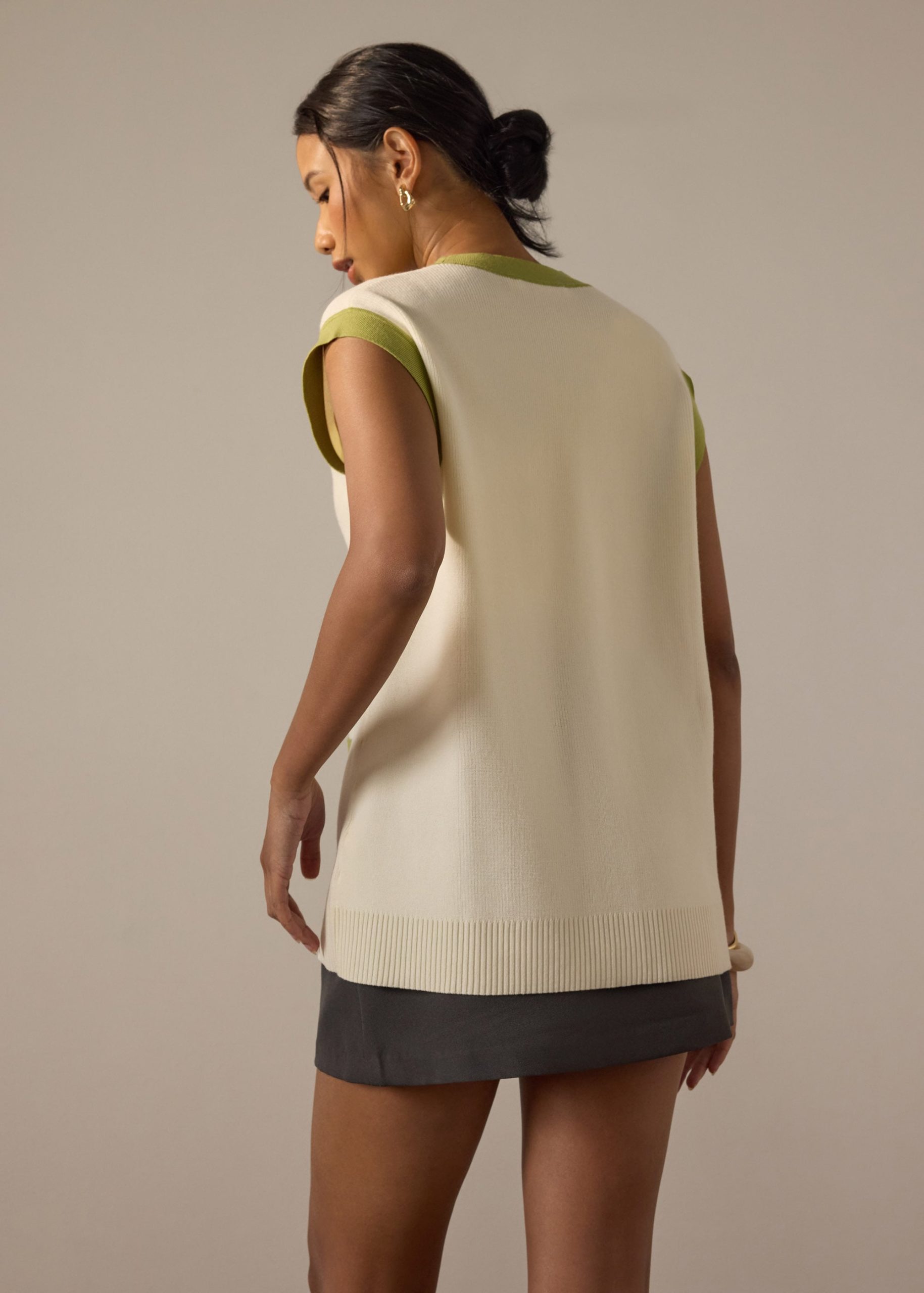 Relaxed Contrast Knit Vest - Image 22