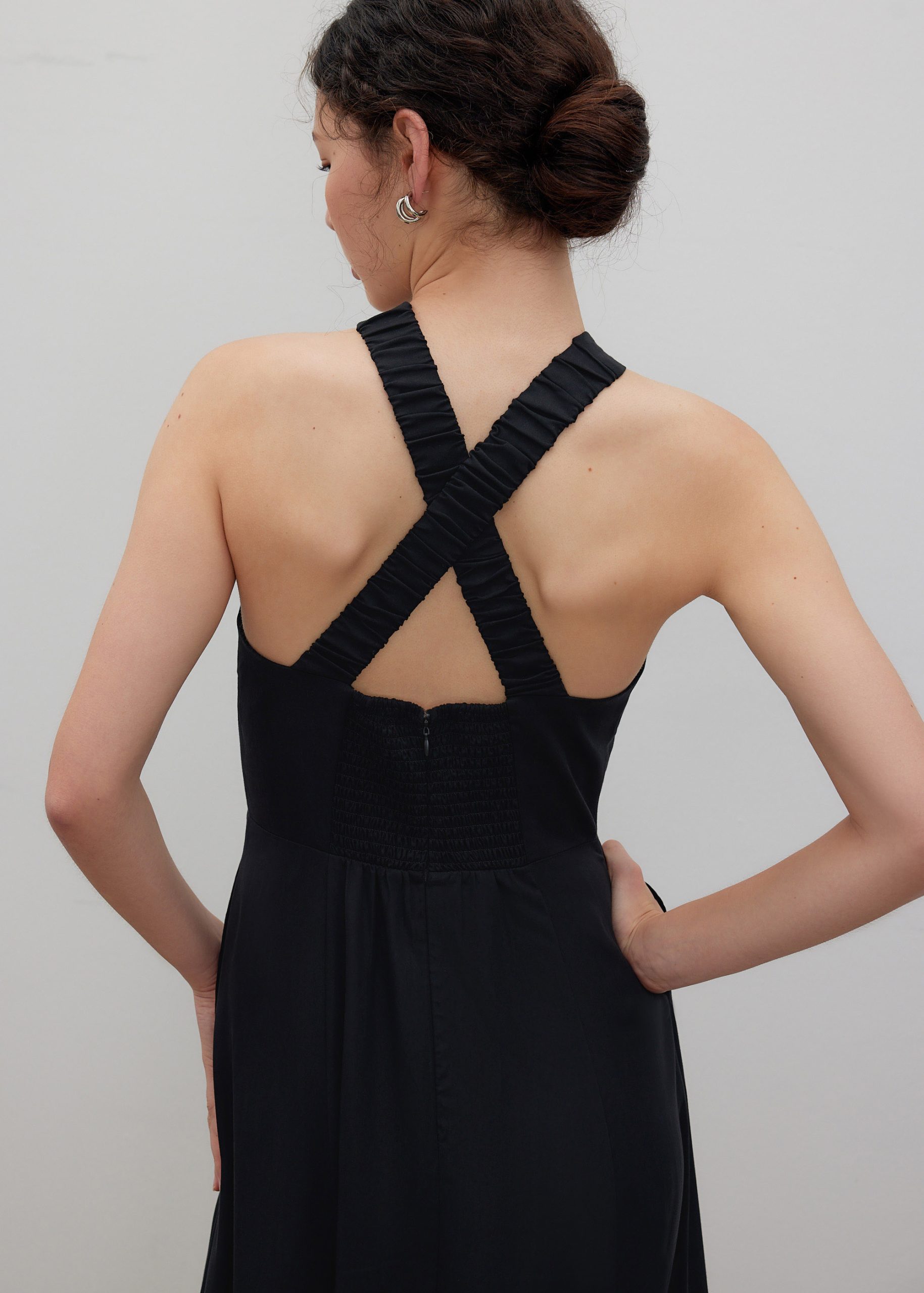 Lyocell Elastic Halter Neck Midi Dress - Image 3