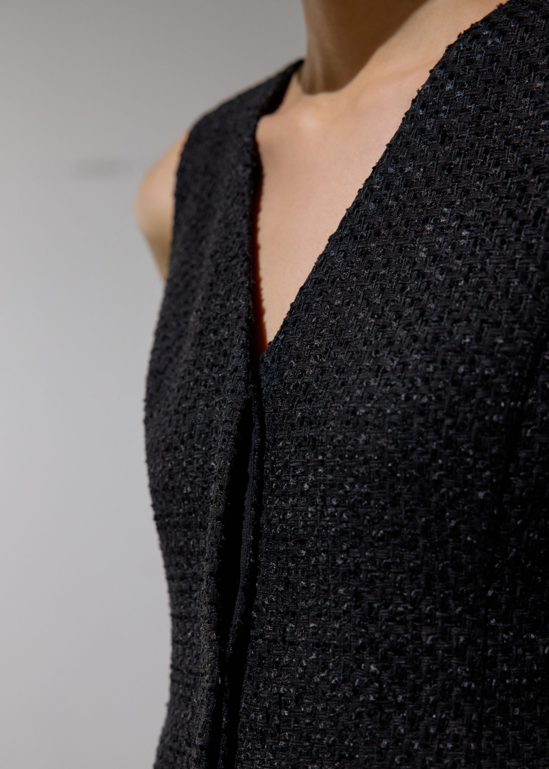 Fumiko Ribbon Tweed Vest Top - Image 4
