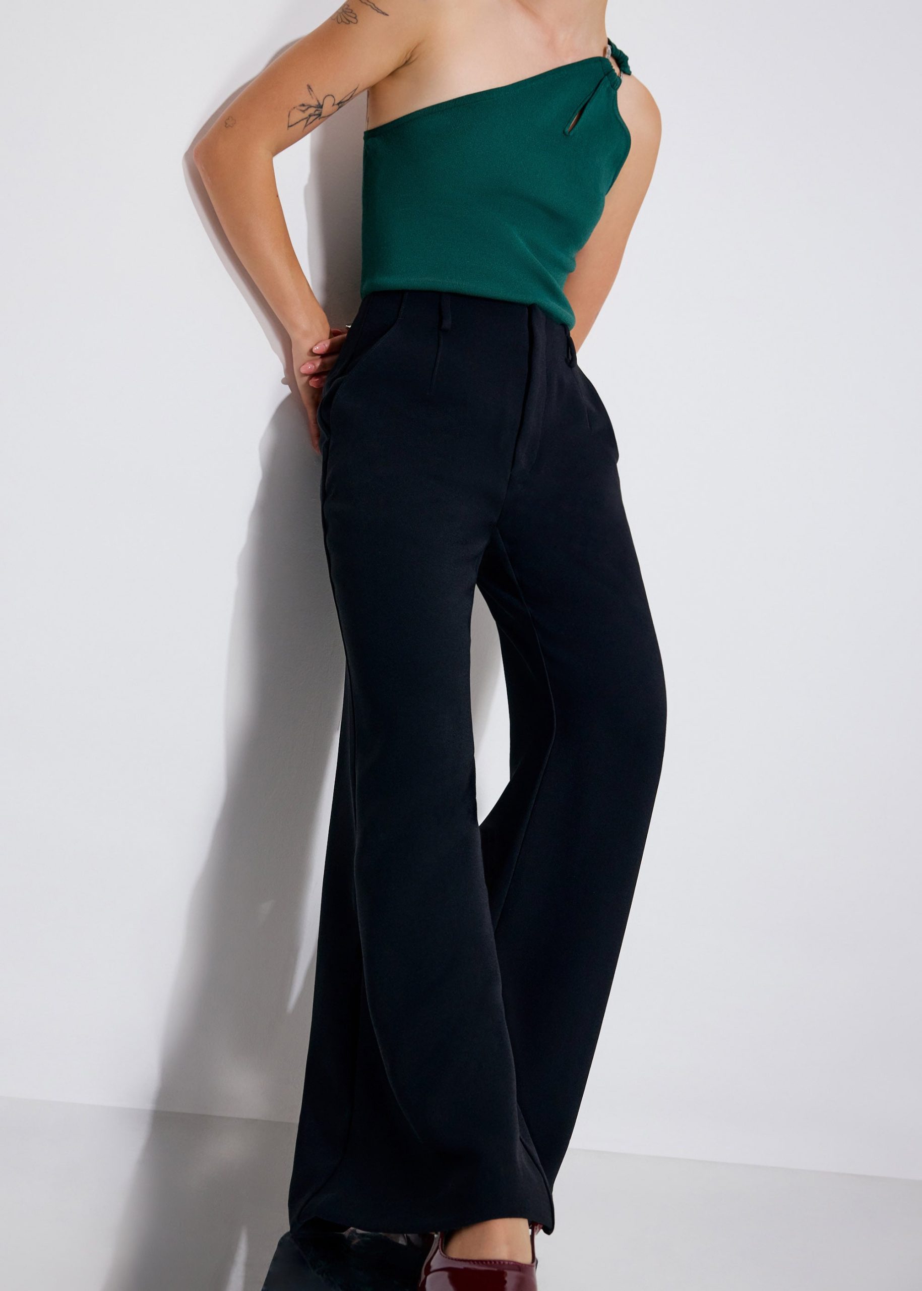 PETITE Leggy??Pvara Crepe Kick Flare Pants - Image 2