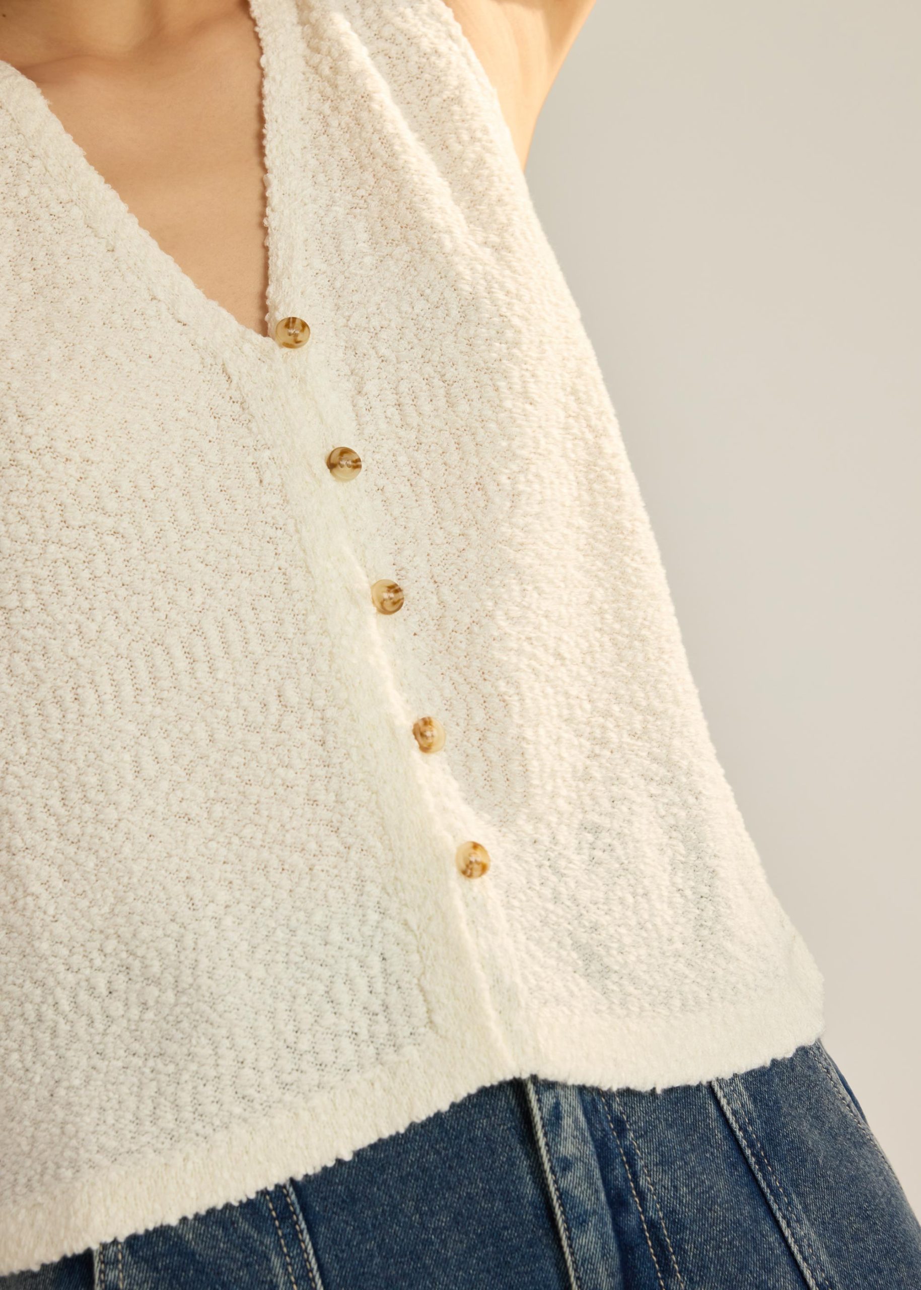 Boucle Knit Vest Top - Image 11