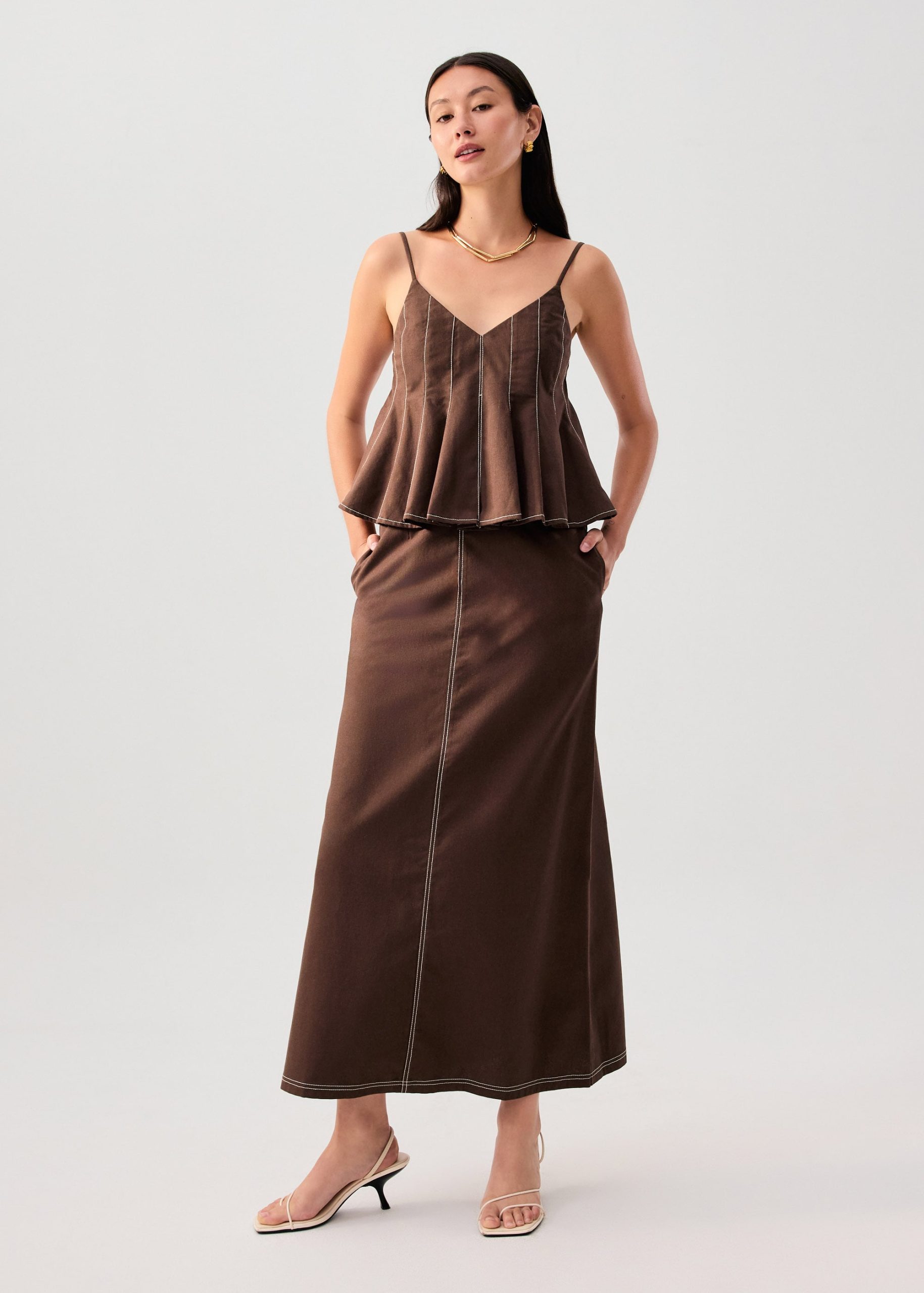 Contrast Stitch V-neck Peplum Camisole Top - Image 19